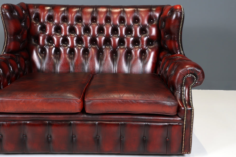 Original Chesterfield 2er Sofa Englisch Oxblood Leder