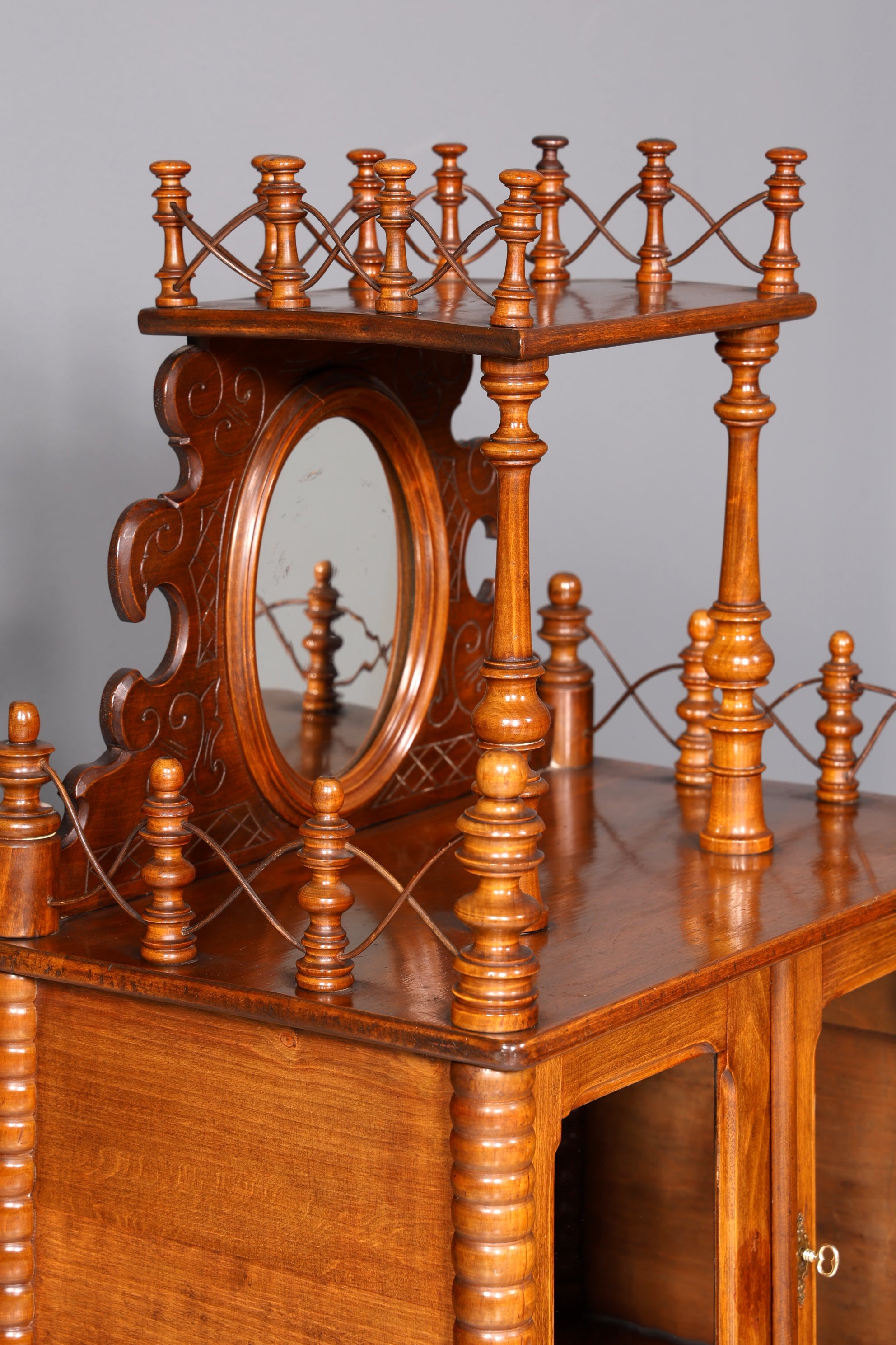 Edle Gründerzeit Vitrine um 1880 Schränkchen Antik Louis Philippe Etagere Vertiko Nussbaum Glasvitrine Bücherregal Schrank Vintage