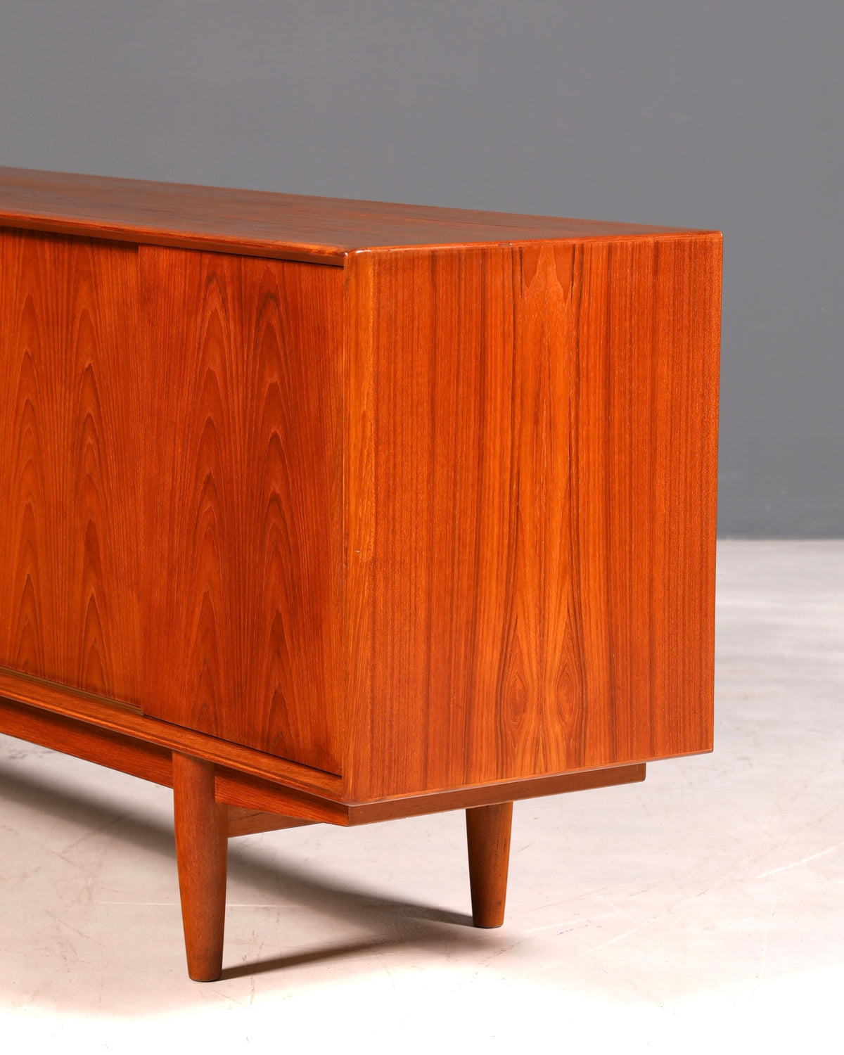 Wunderschönes Dyrlund Mid Century Sideboard Teak Danish Design Schrank Kommode Vintage