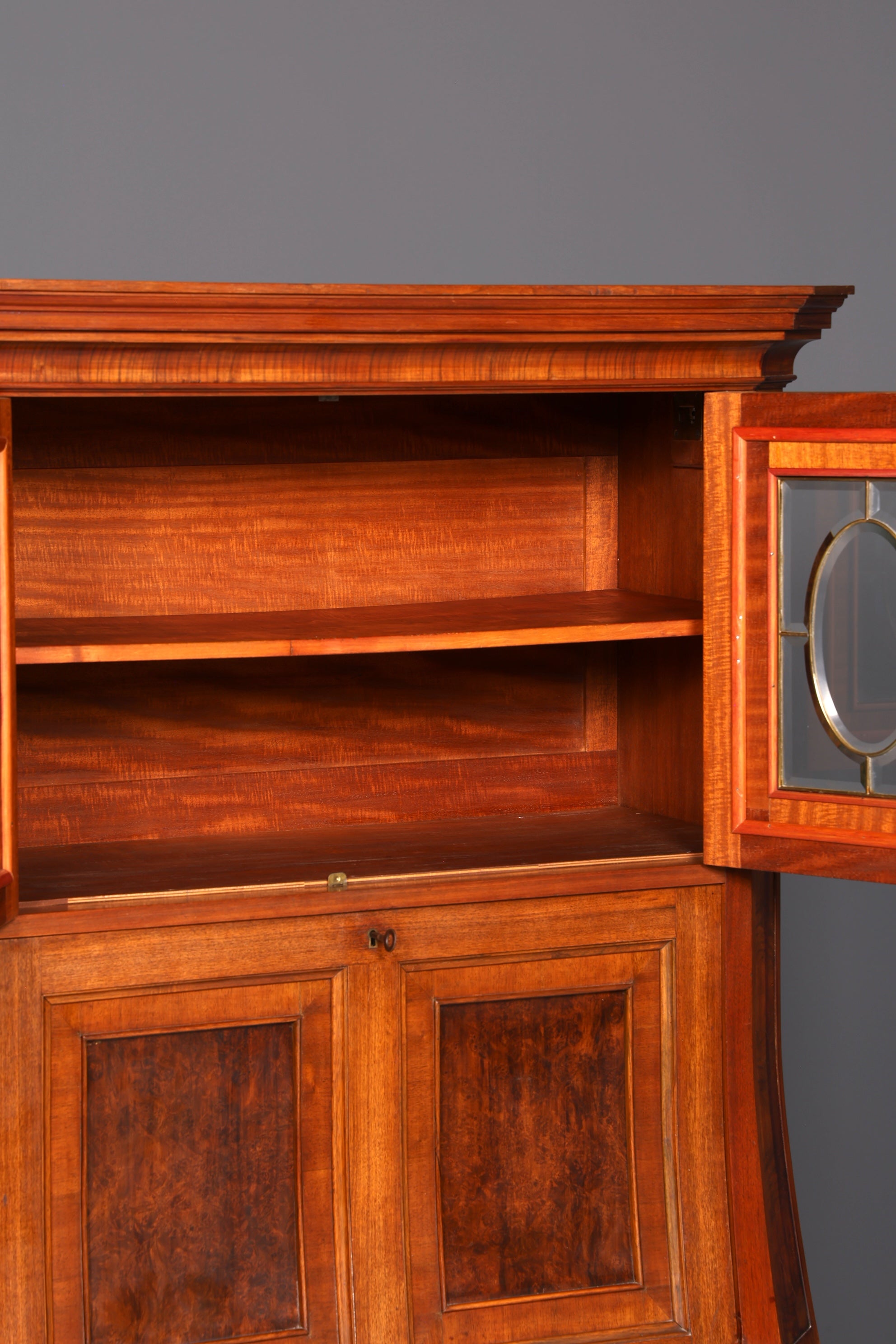 Wunderschöner Jugendstil Sekretär Vitrine Aufsatzschrank Nussbaum um 1900 Antik Schreibschrank Vertiko Vintage