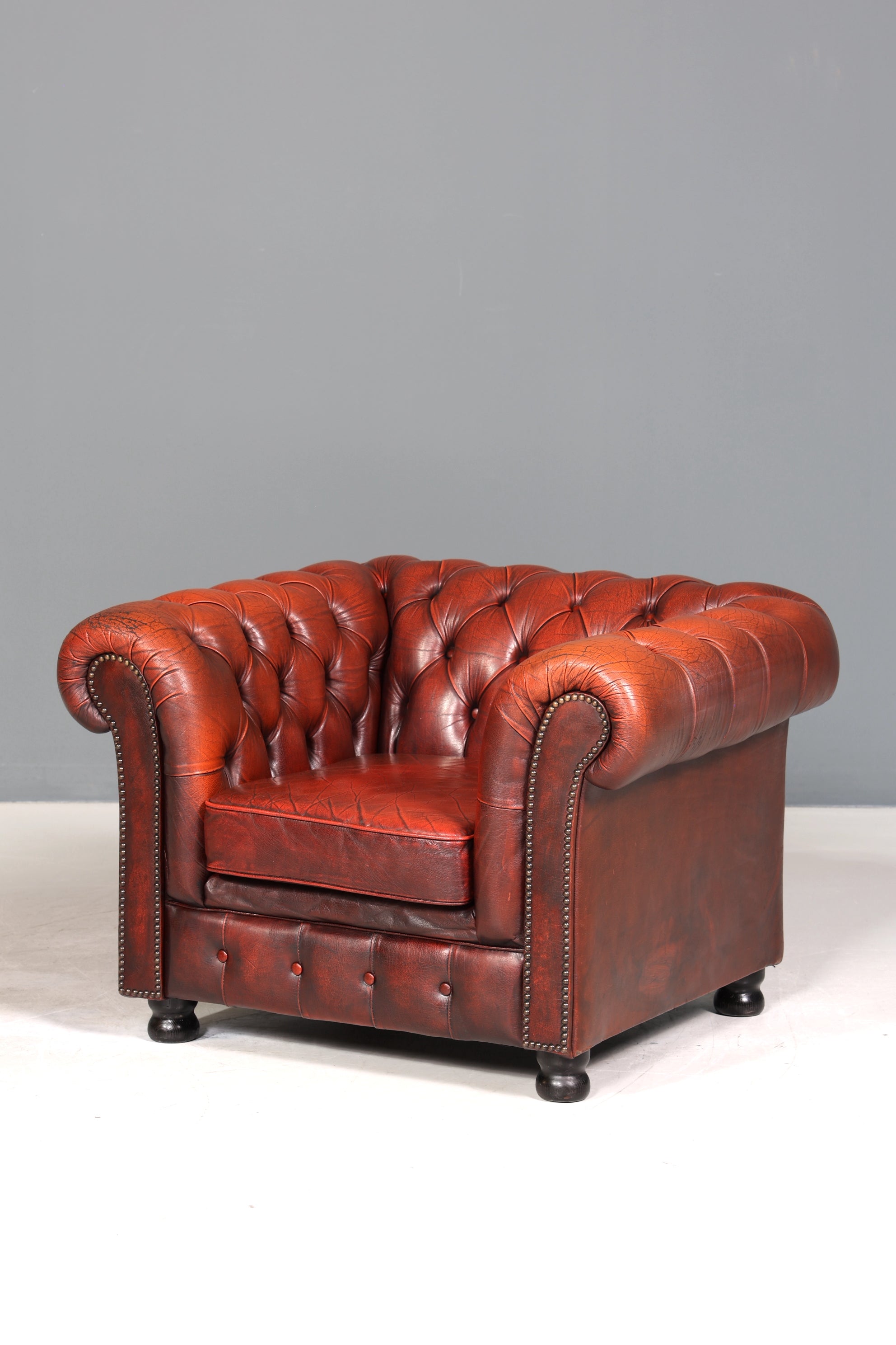 Stilvoller Original Chesterfield Sessel Englisch Oxblood Leder Armlehnsessel Herrensessel 2 von 2