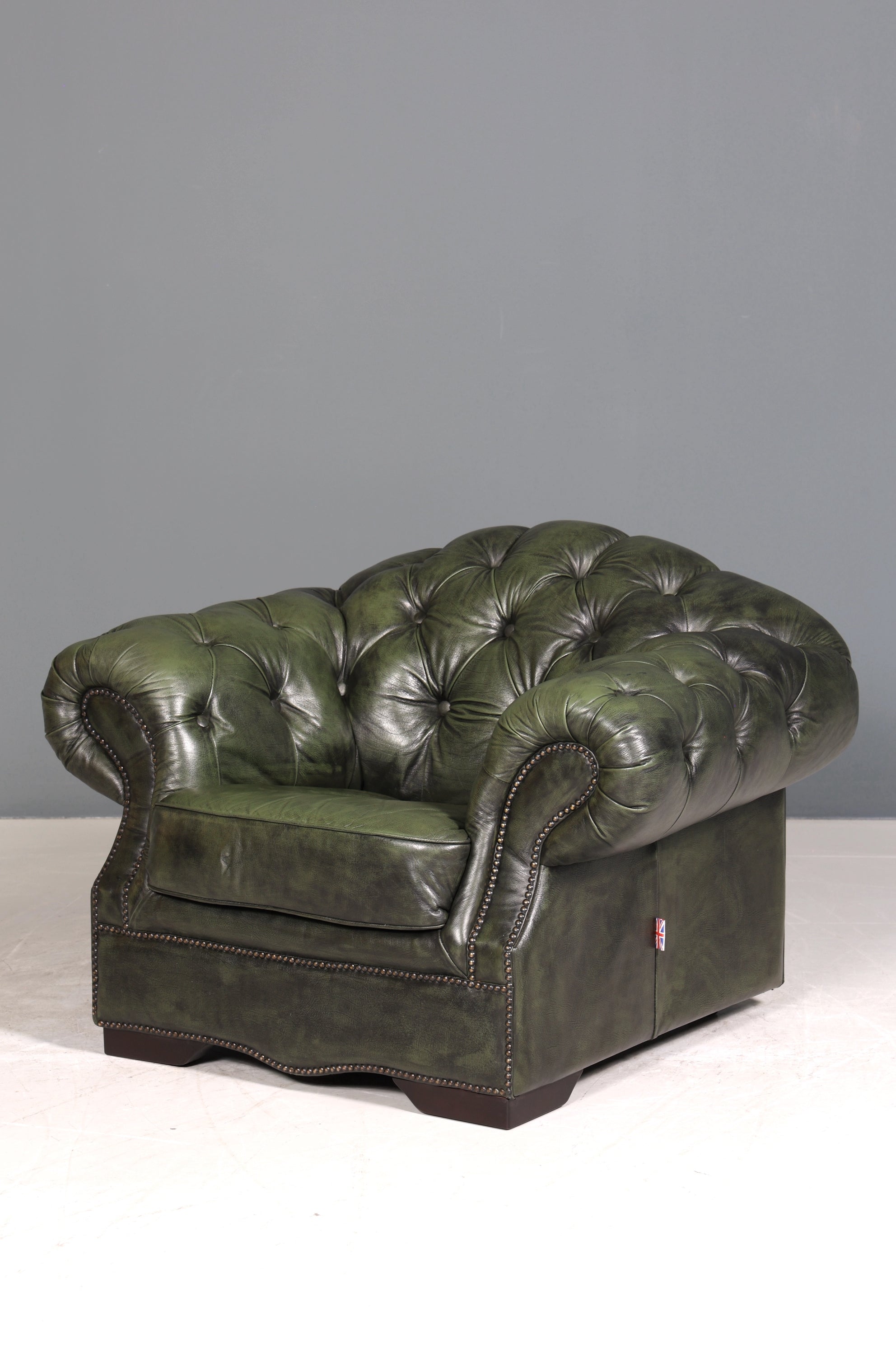 Wunderschöner Original Chesterfield Centurion Sessel grün Englischer Armlehnsessel Englisch Herrensessel