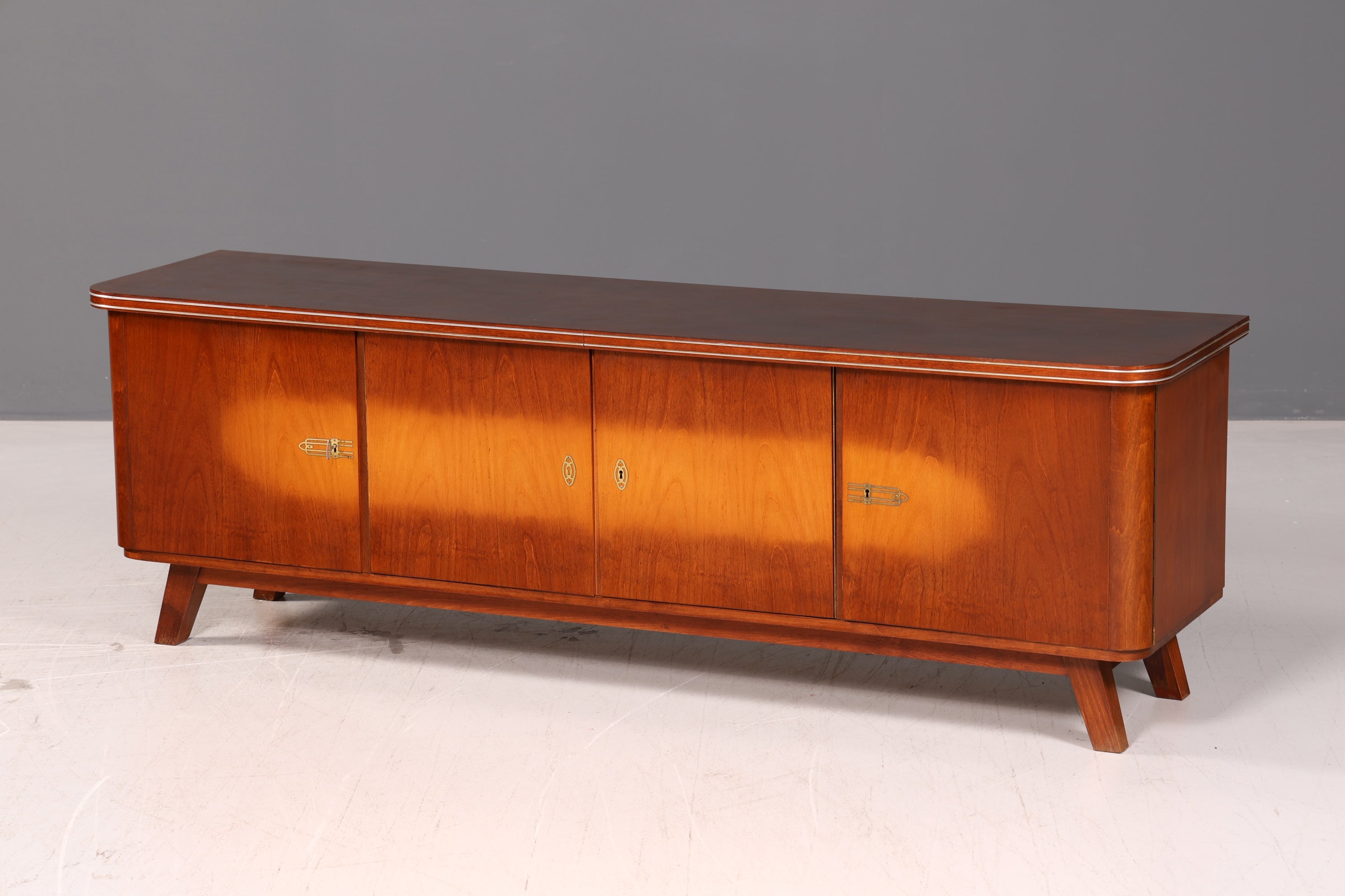 Wunderschönes Mid Century Sideboard Vintage Longboard TV Kommode Schrank Vintage Lowboard 60s Holz