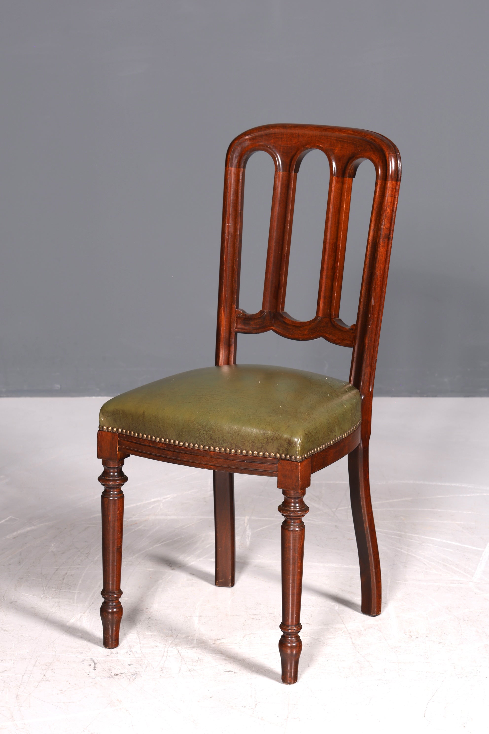 Wunderschöner Englischer Stuhl UK Küchenstuhl Antik Stil echt Leder Sekretär Stuhl Polsterstuhl