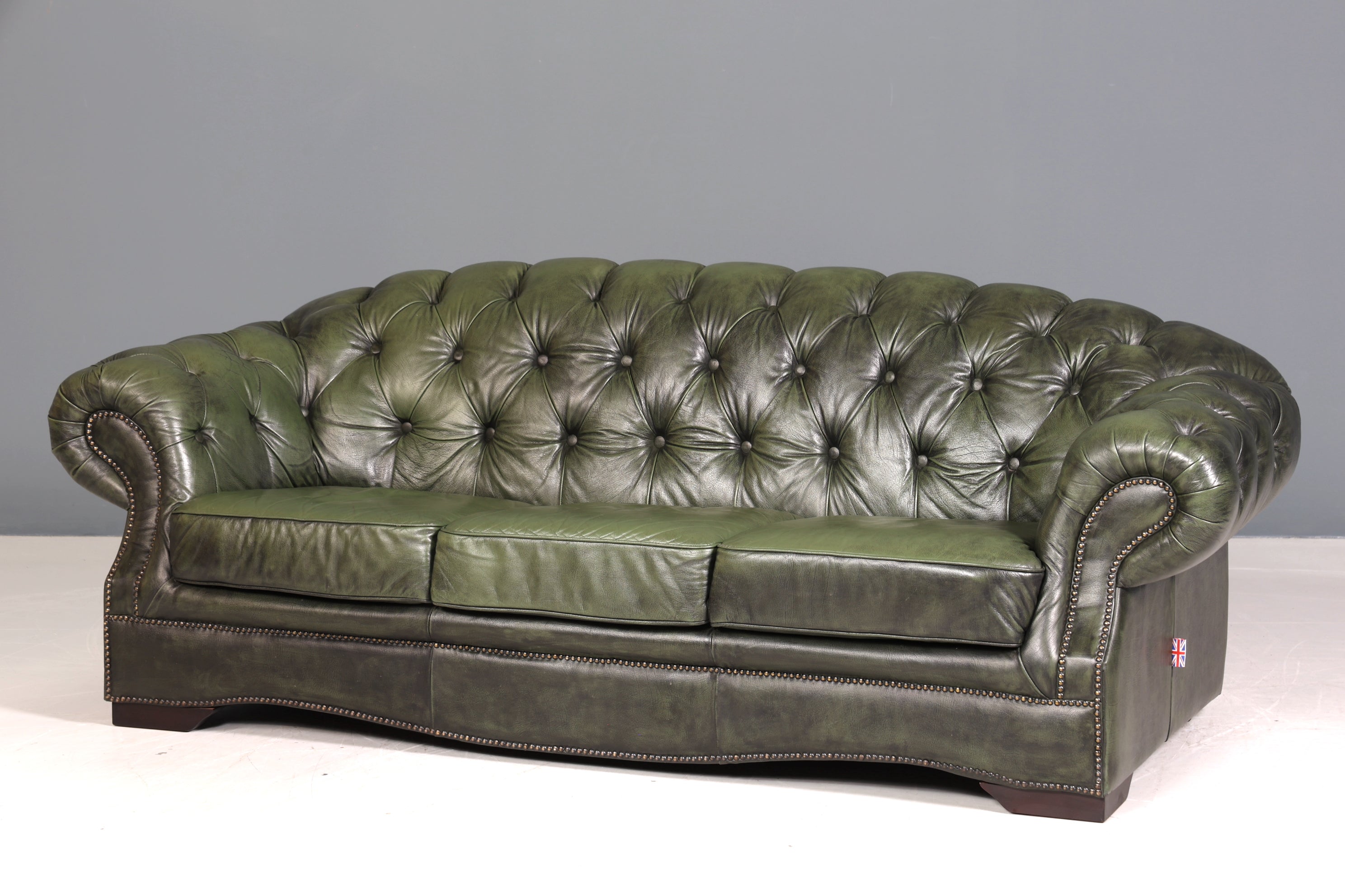 Wunderschönes Original Chesterfield Sofa grün 3-Sitzer echt Leder Couch