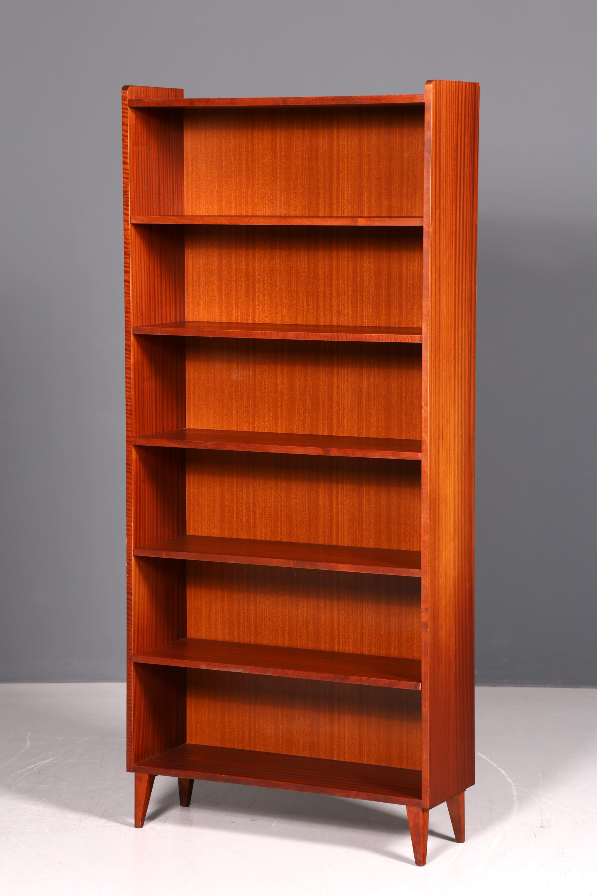 Schlichtes Mid Century Regal Vintage Bücherregal Schrank Buchablage 60s Bookshelf Designklassiker
