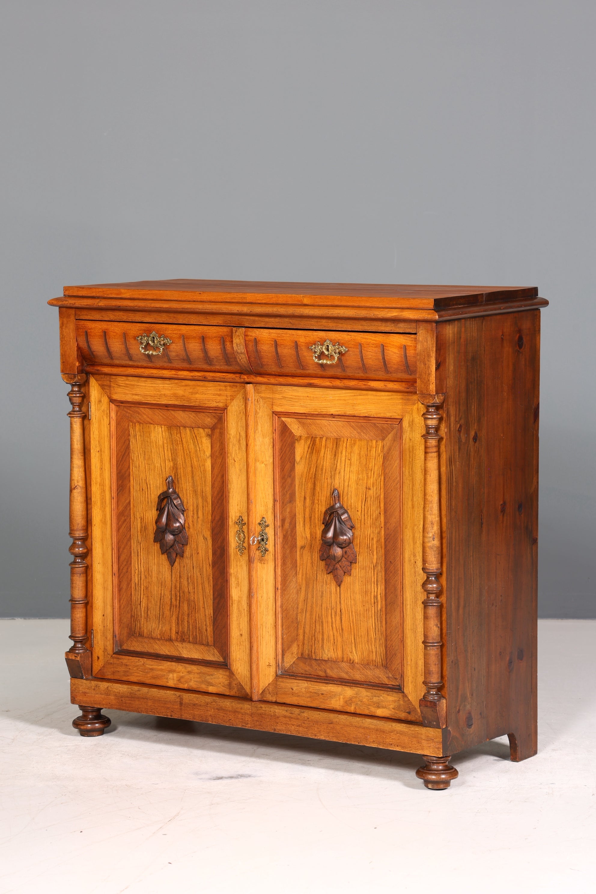 Wunderschöner Gründerzeit Schrank Gründerzeit Nussbaum Kommode um 1890