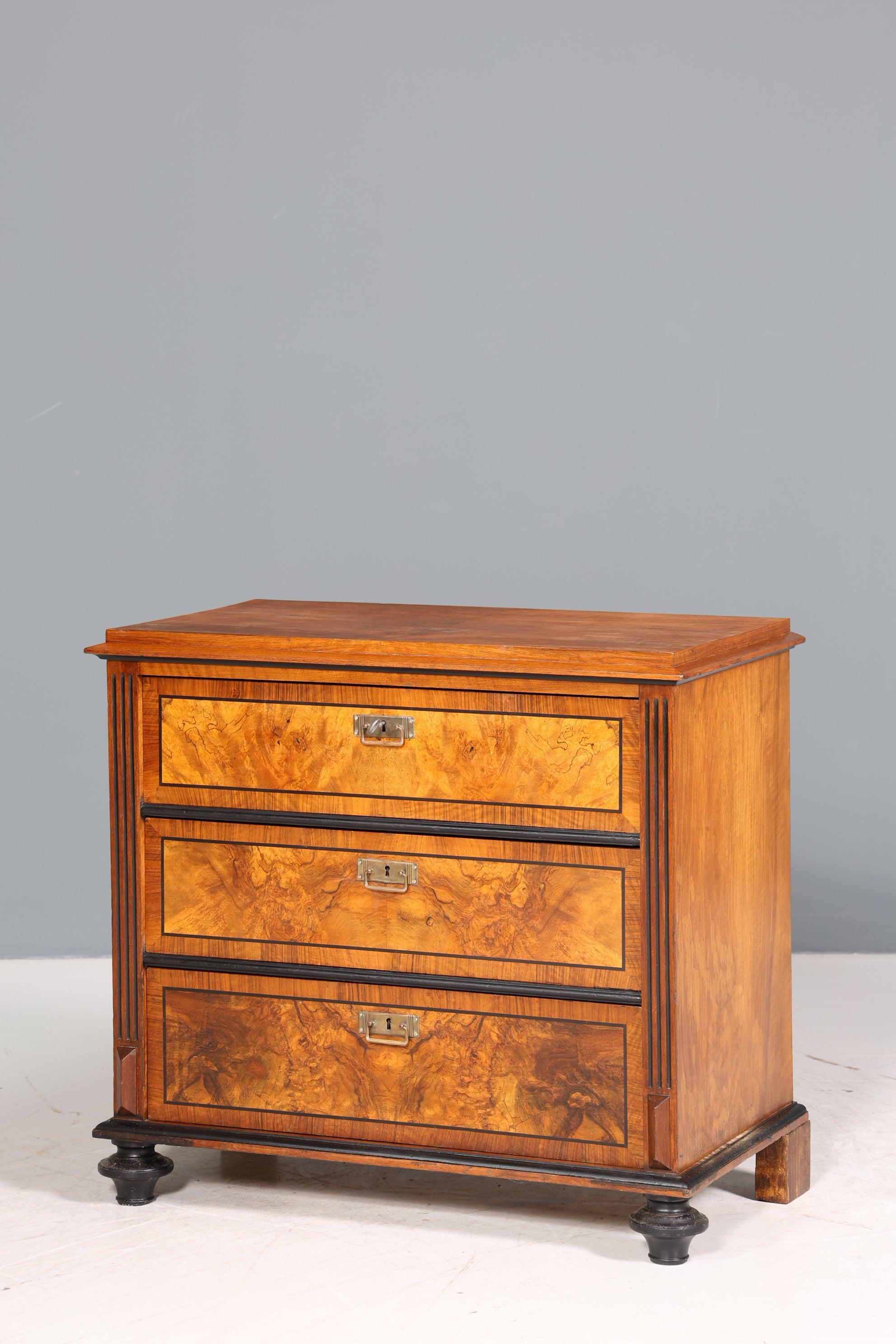 Edle Gründerzeit Kommode Jugendstil Sideboard Antik Schubladenkommode Wäschekommode