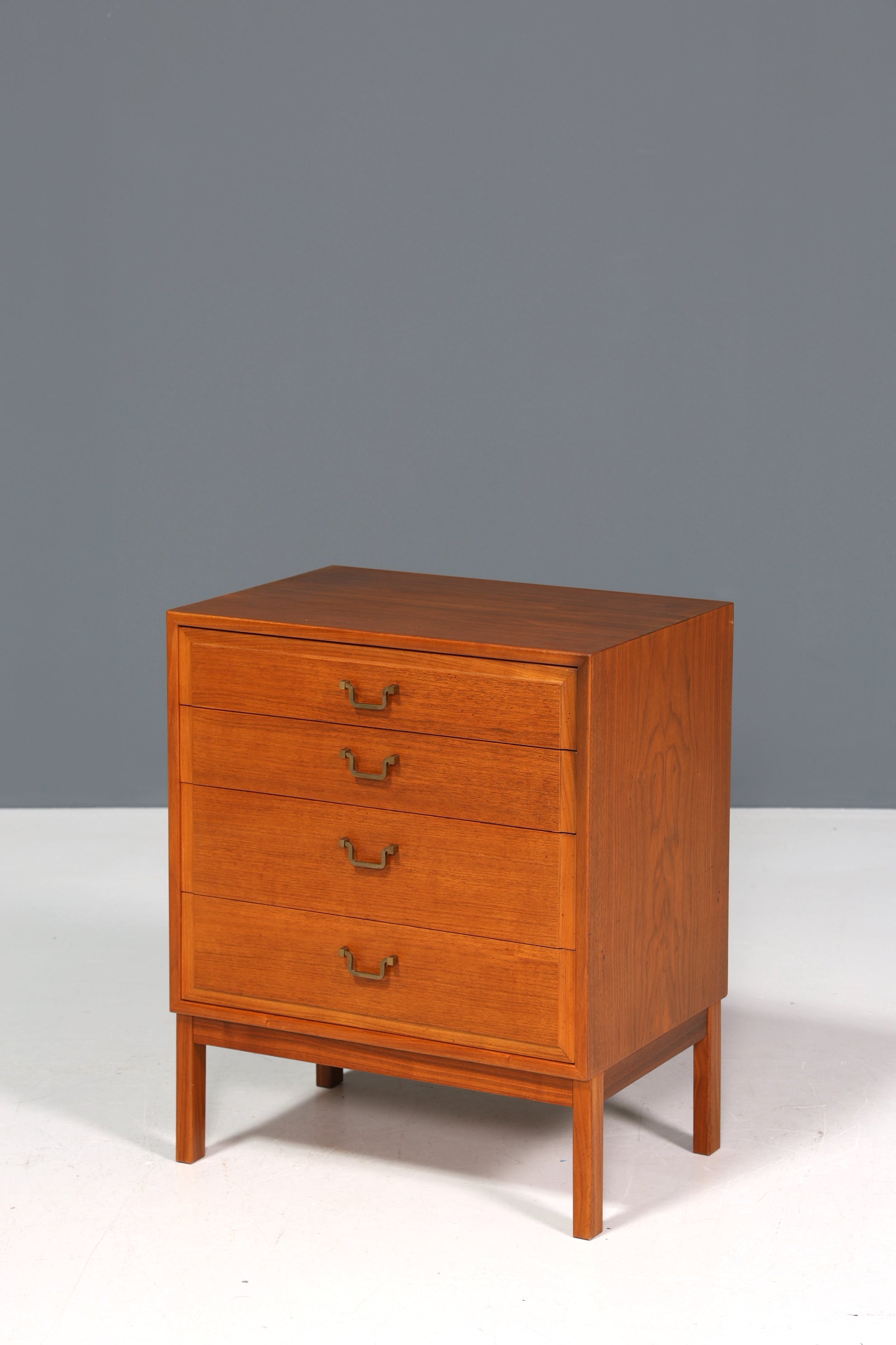 Wunderschöne Mid Century Kommode "Made in Sweden" Teak Holz Schubladenkommode Flur Kommode Nachttisch