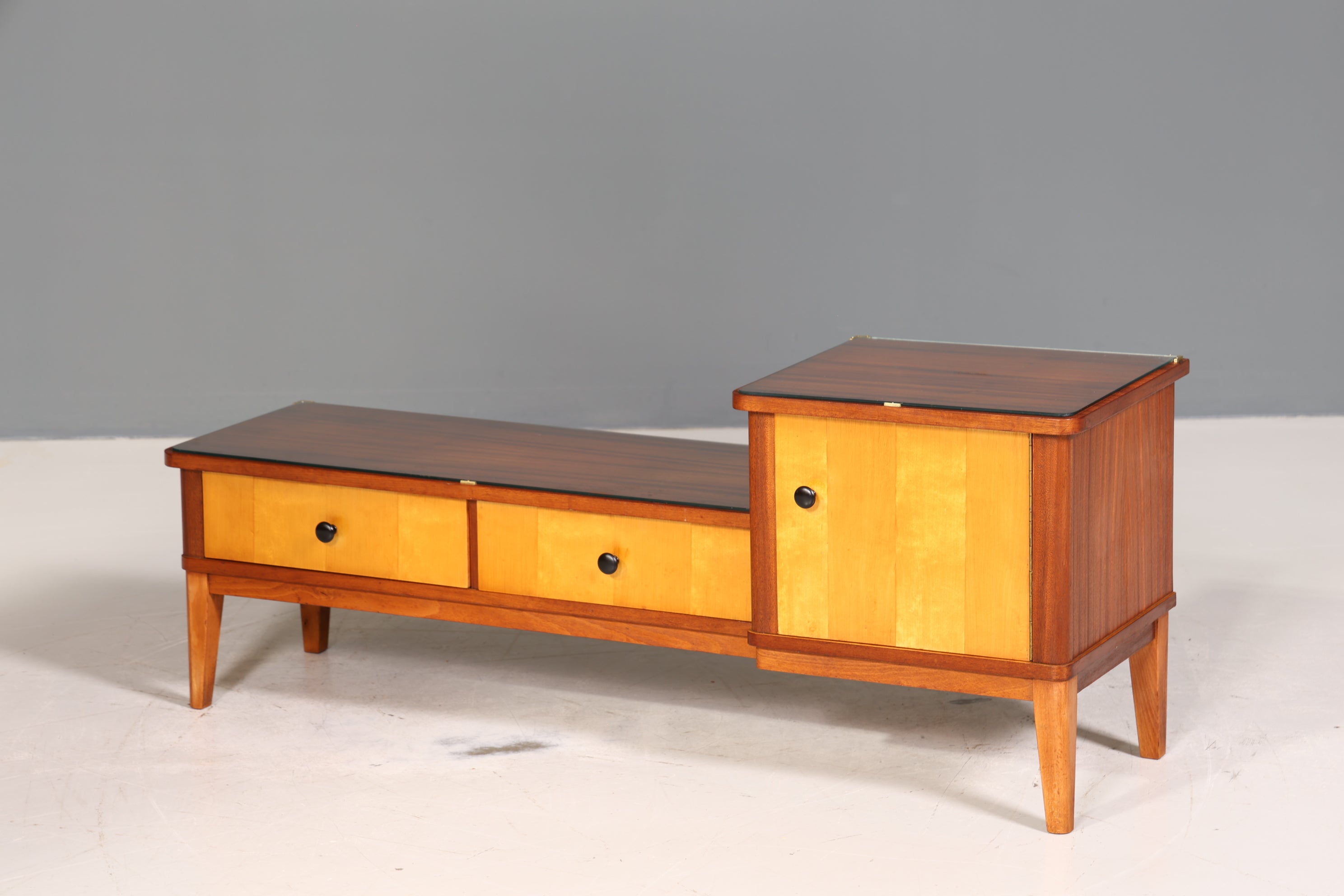 Wunderschönes Mid Century Kommode Vintage TV Sideboard 60s Schrank Flurkommode