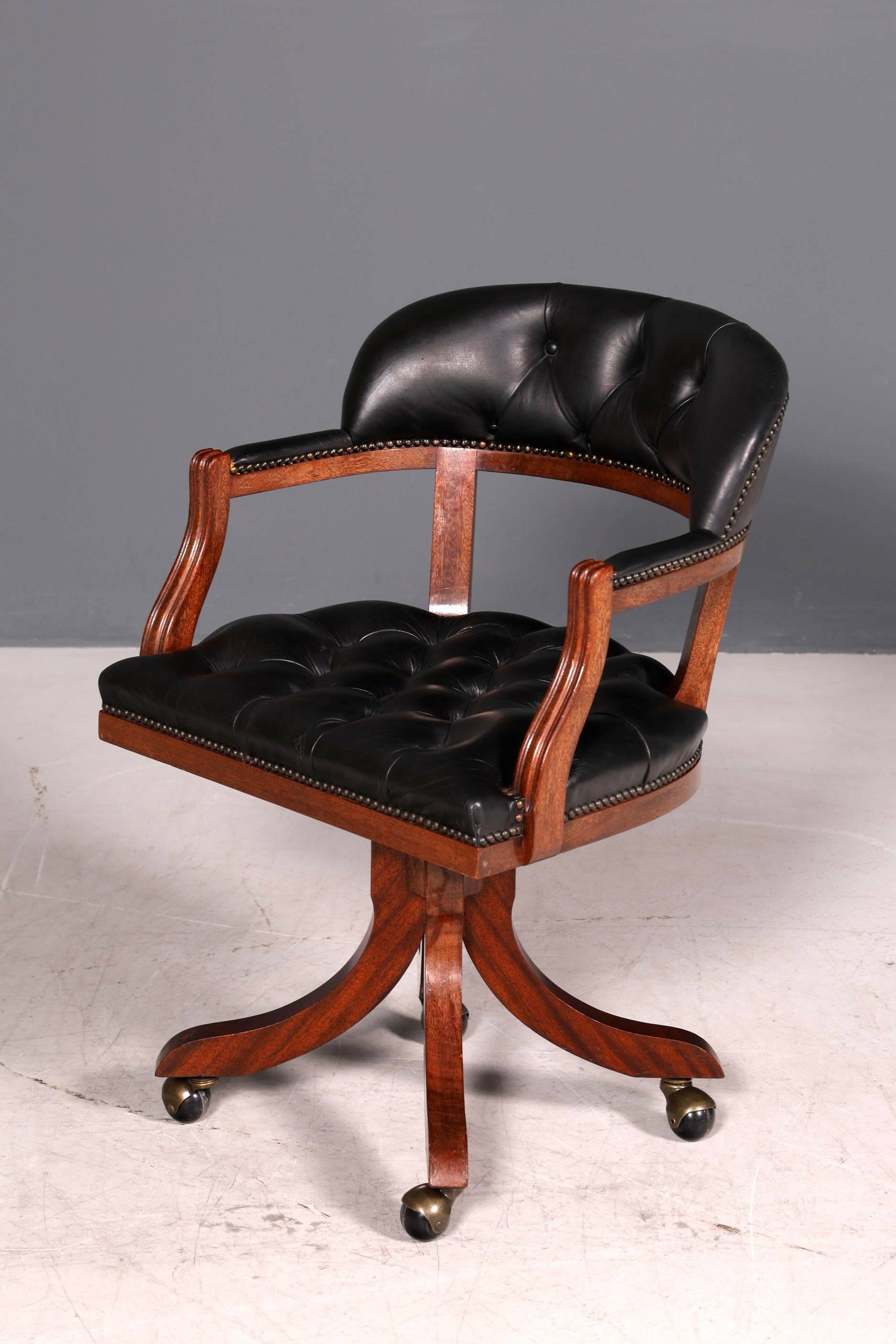 Wunderschöner Englischer Bürostuhl Captain Chair Englisch echt Leder Sessel Bürosessel