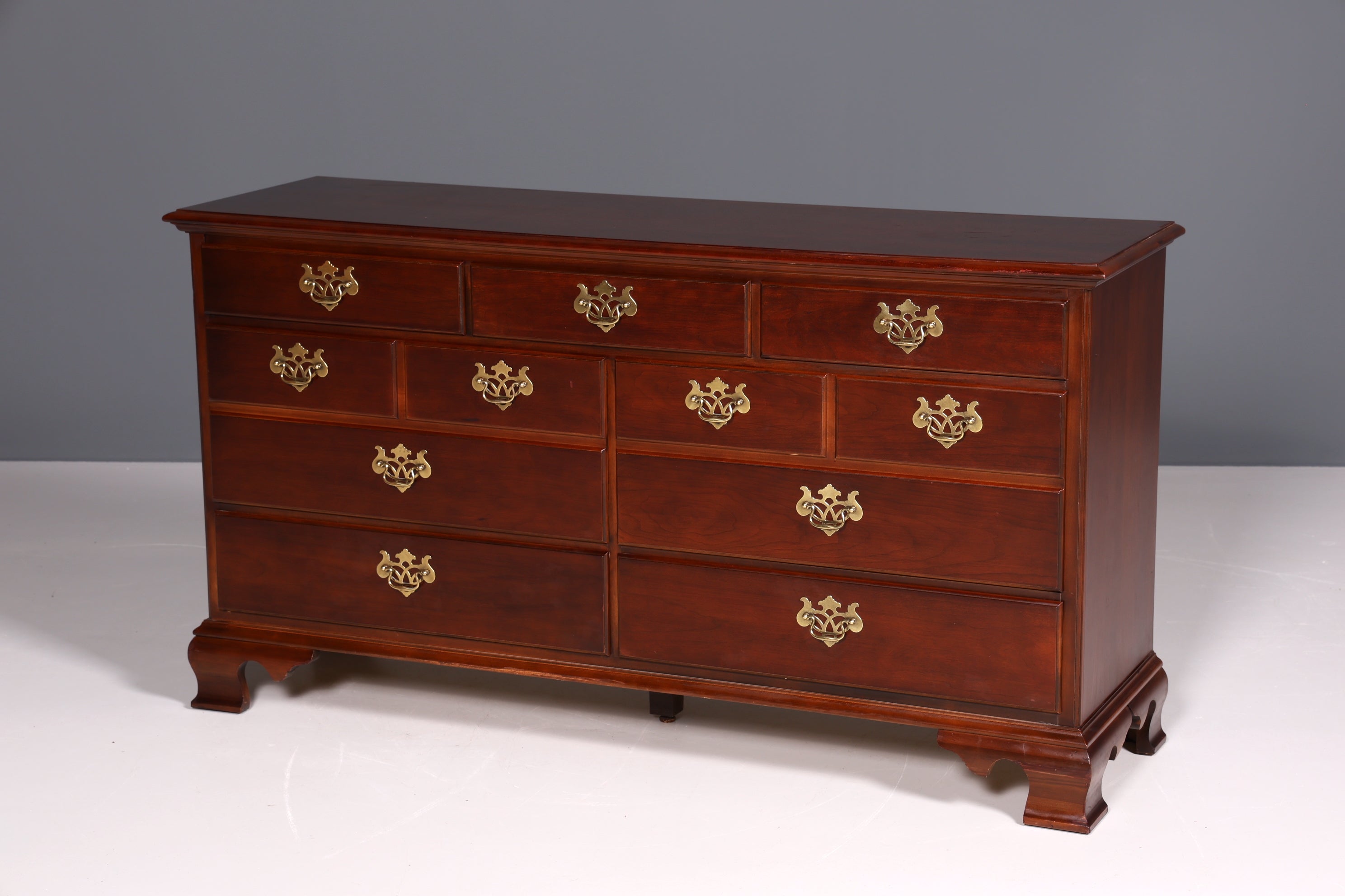 Wunderschönes Sideboard der Marke Drexel Heritage Antik Stil Schrank Kommode USA Anrichte Schubladenkommode