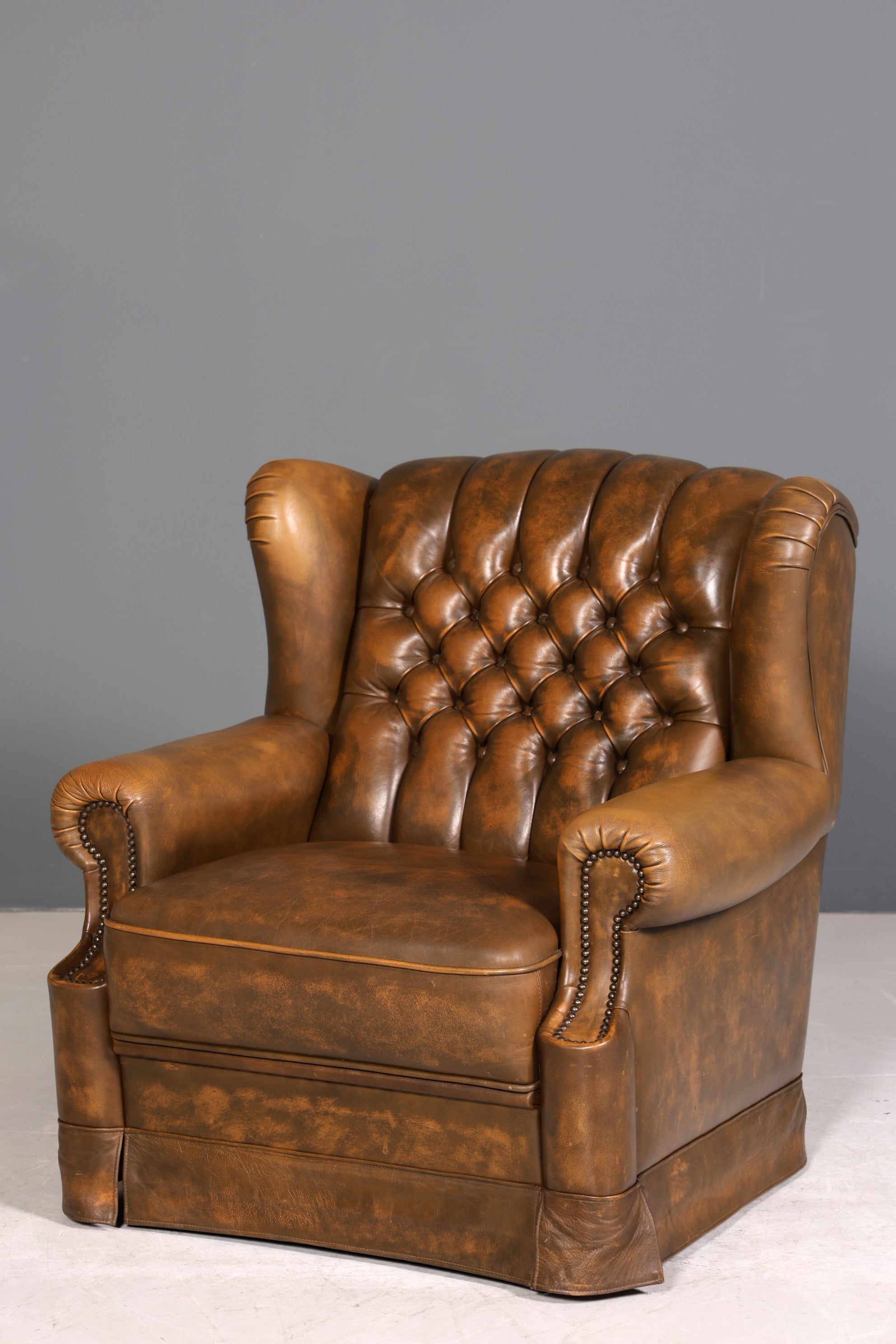 Original Chesterfield Ohrenbacken Sessel Englisch Leder Herrensessel UK Armlehnsessel