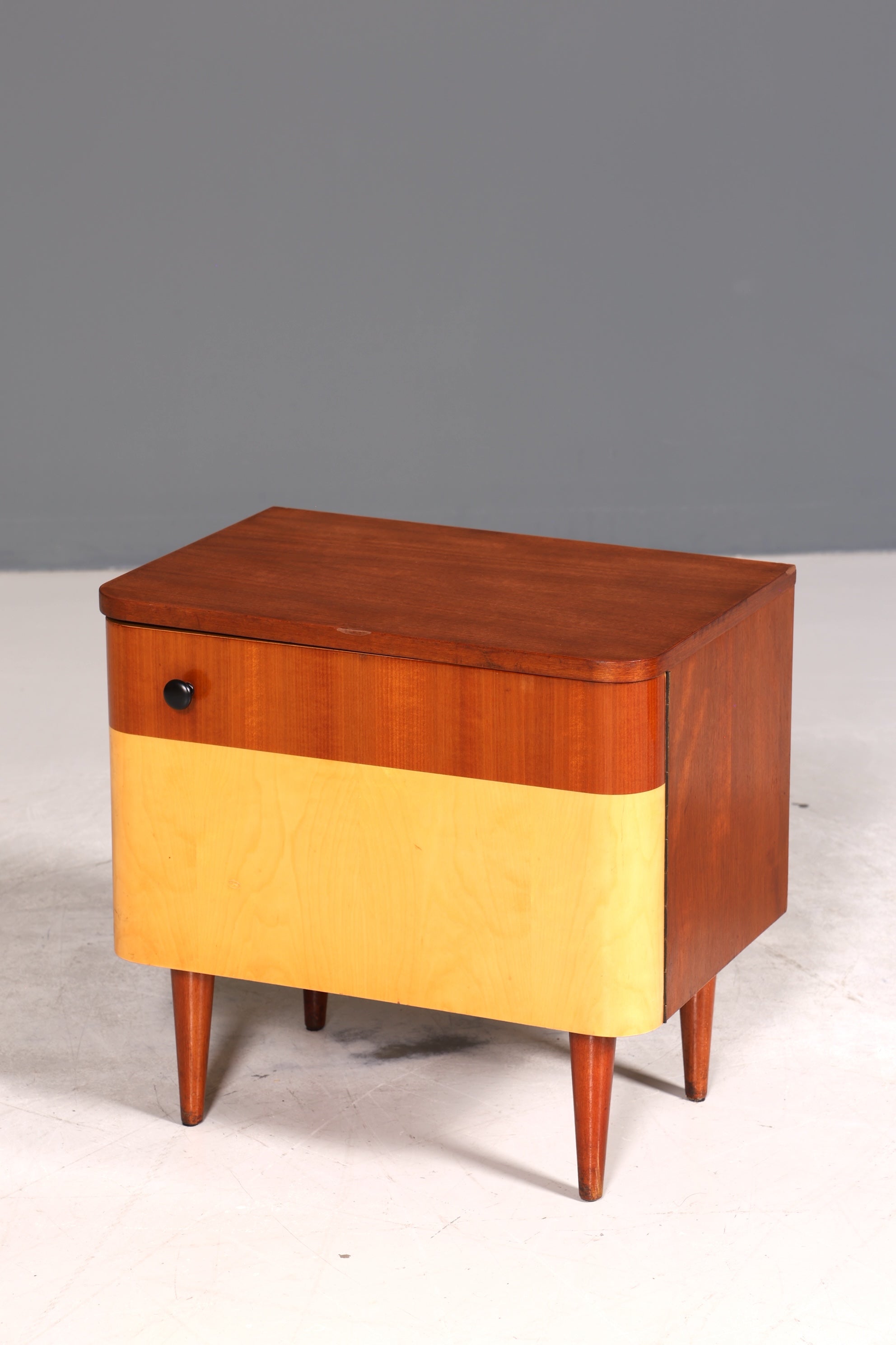 Wunderschöner Mid Century Nachttisch Vintage Schrank 60s Night Stand 2 von 2