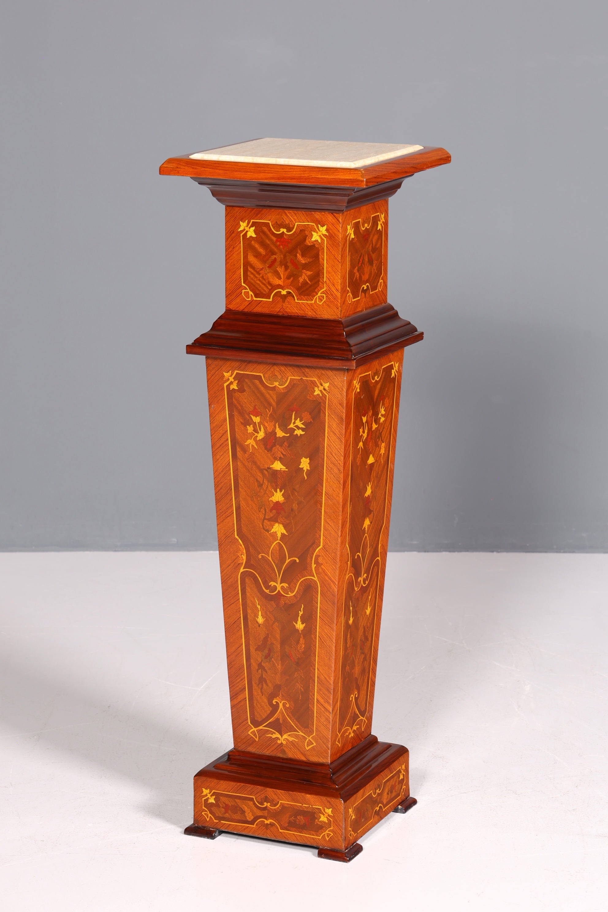 Traumhafte Barock Stil Säule Louis XV Blumensäule Naturstein Marmor Ablage Tisch