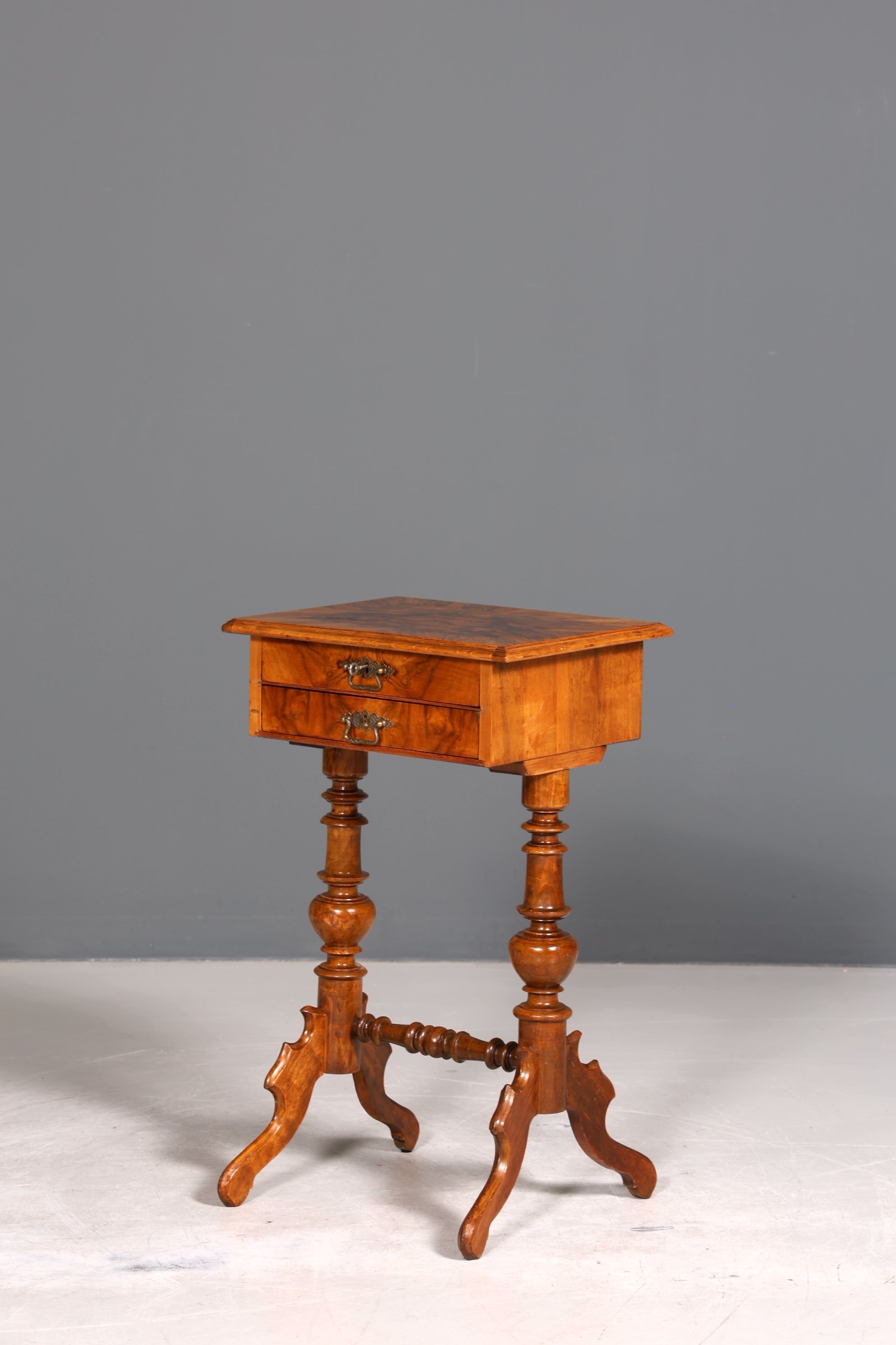 Traumhafter Louis Philippe Beistelltisch Nähtisch Kommode Antik Ablagetisch um 1875