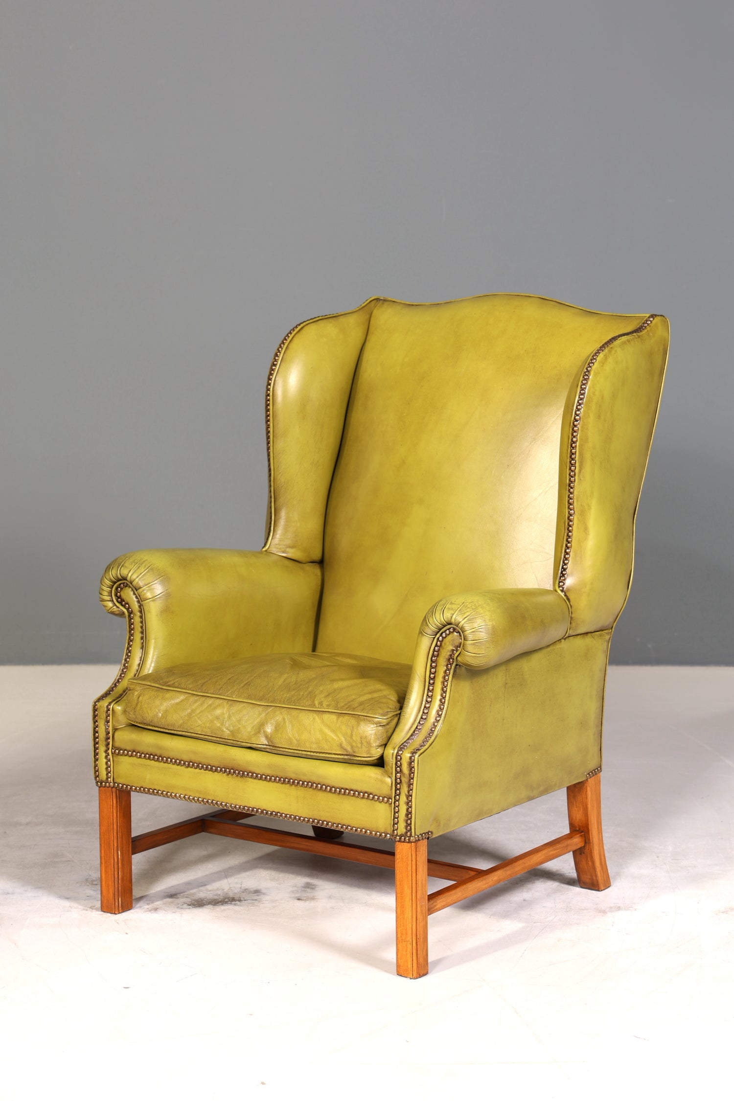 Wunderschöner Englischer Ohrenbacken Sessel Englisch Leder Herrensessel UK Armlehnsessel 1 von 2