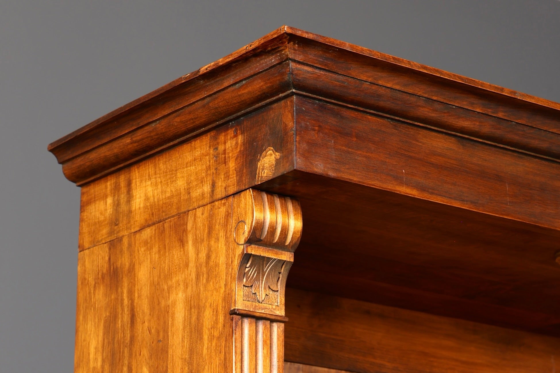 Traumhaftes XXL massiv Holz Regal Kolonial Schrank Antik Stil Bücherregal Kommode Bibliothek Bücherwand