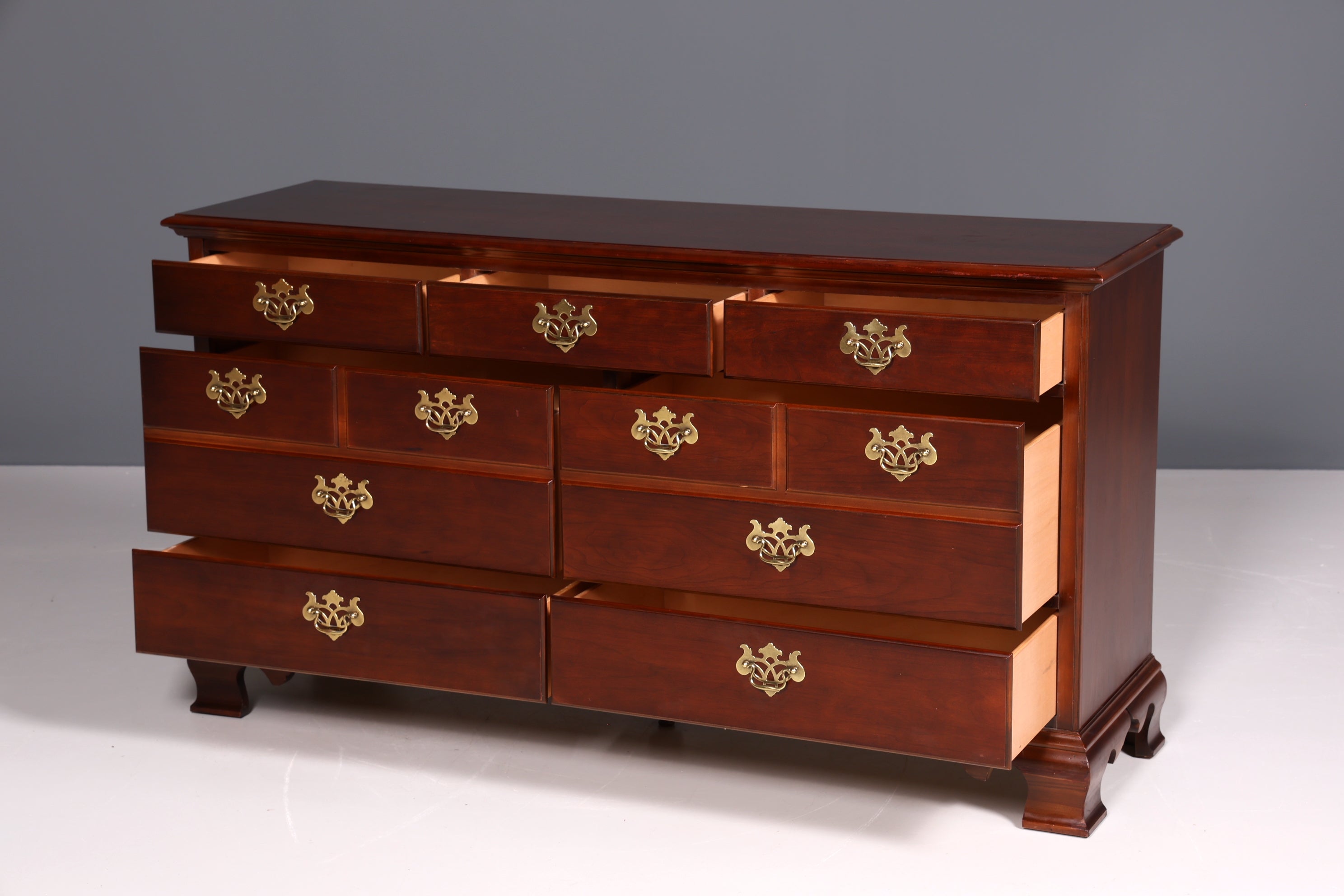 Wunderschönes Sideboard der Marke Drexel Heritage Antik Stil Schrank Kommode USA Anrichte Schubladenkommode