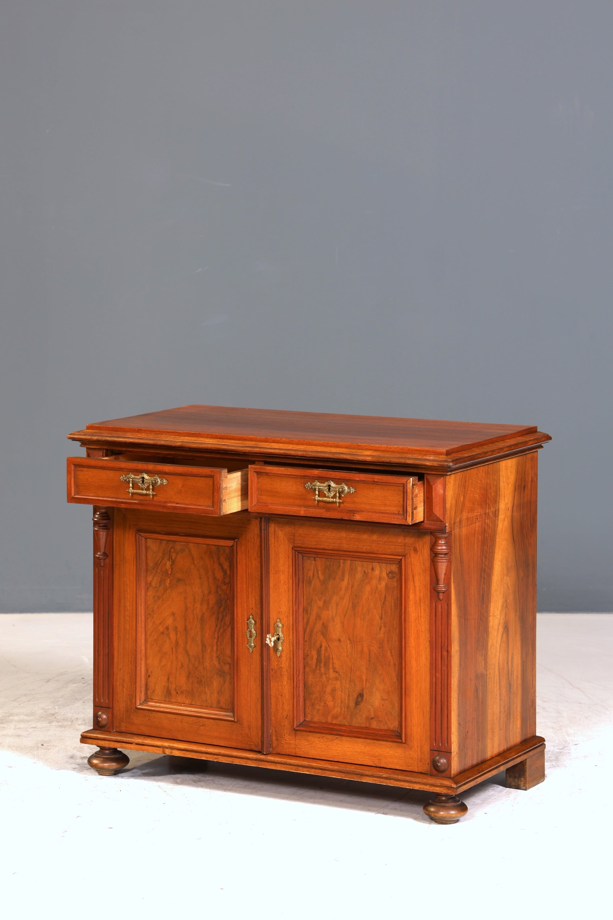 Wunderschöner Gründerzeit Schrank Jugendstil Kommode Antik Sideboard Anrichte