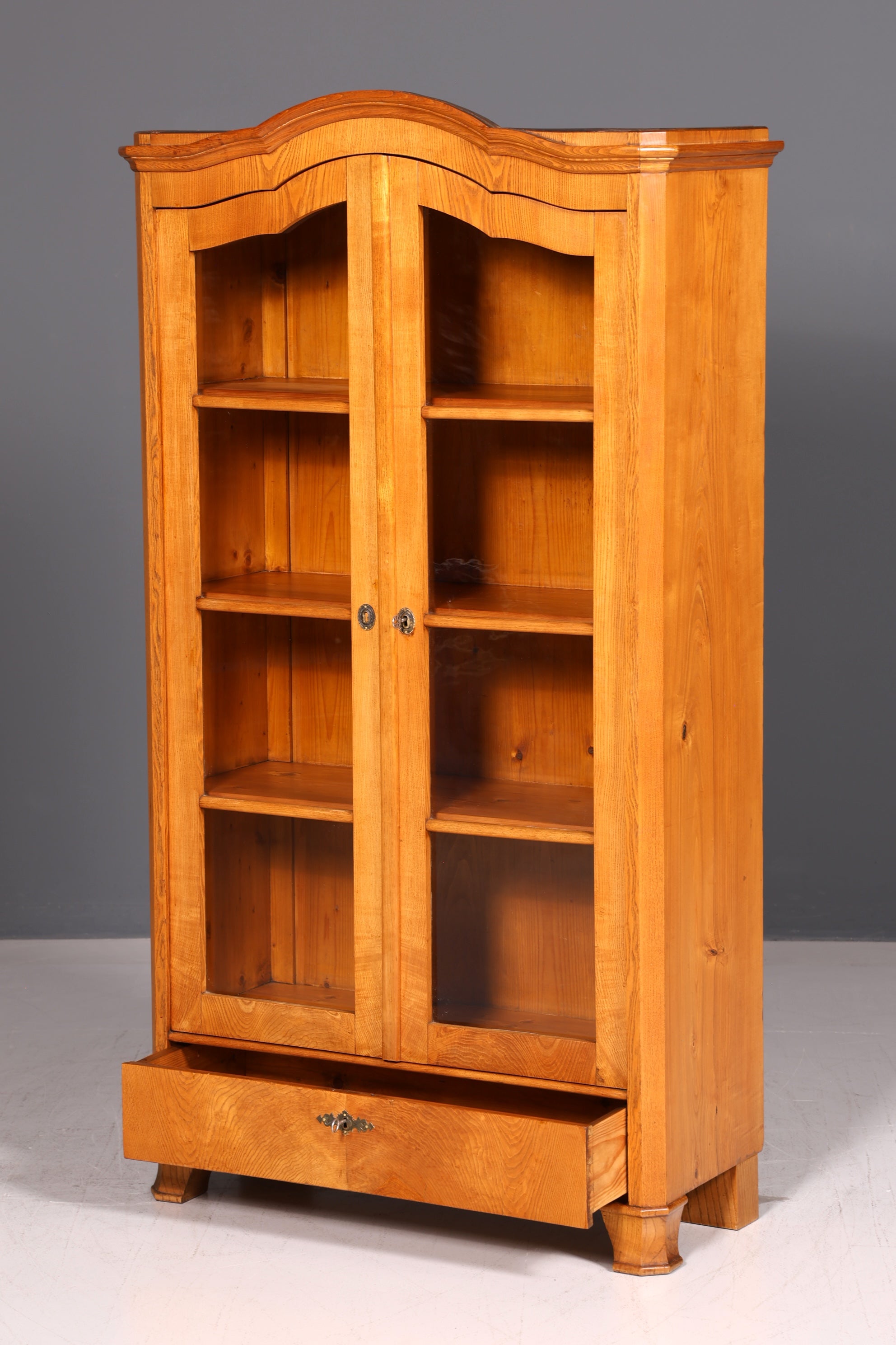 Wunderschöne Antik Vitrine Eiche Geschirrschrank Biedermeier Weichholz Glasvitrine Bücherregal Landhaus Regal