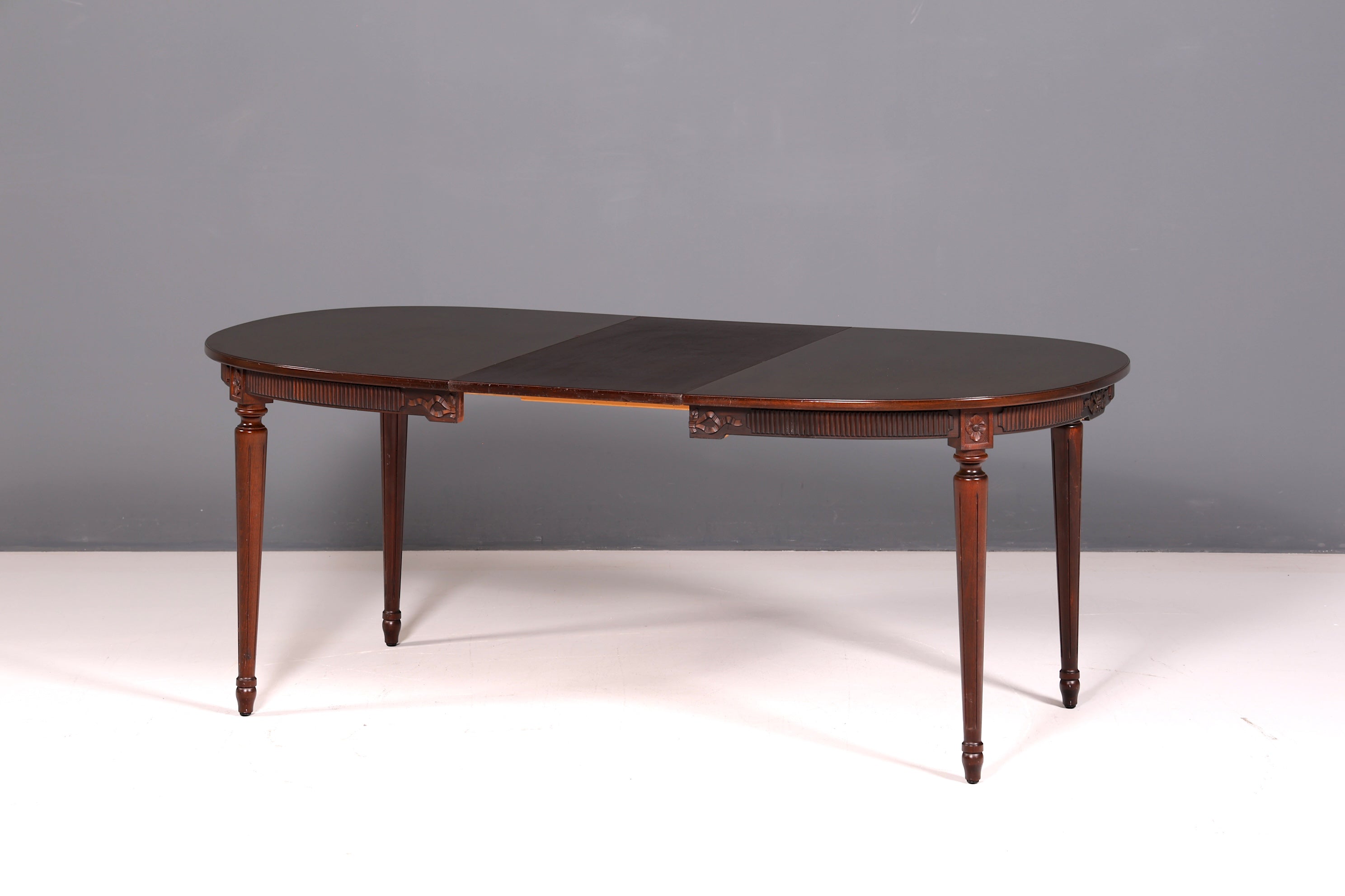 Wunderschöner Tisch im Gustavianischen Stil Küchentisch Ausziehbar Antik Esszimmer Tafel