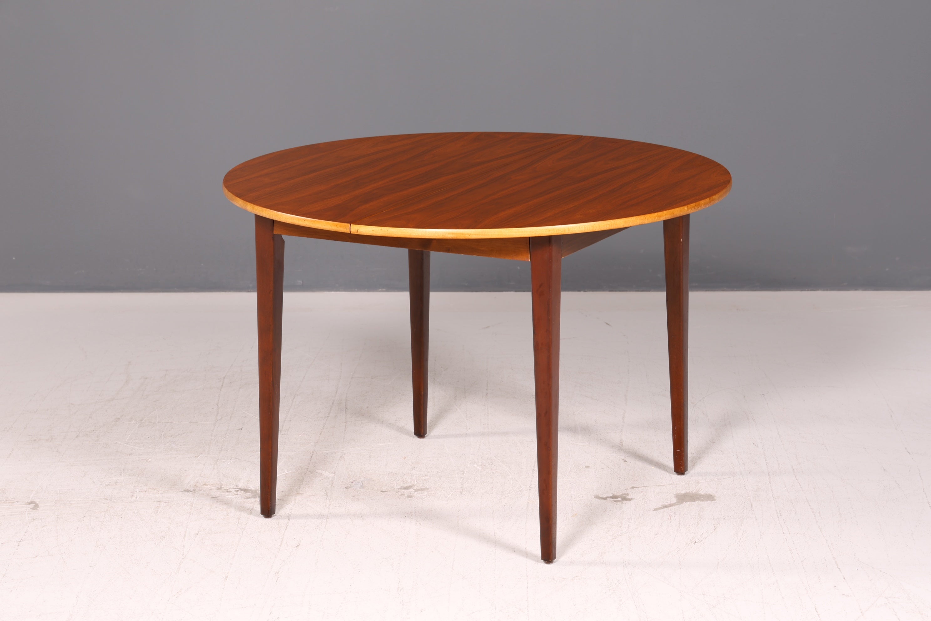 Schlichter Mid Century Esstisch ausziehbar Rund Vintage Tisch Retro Küchentisch 60s