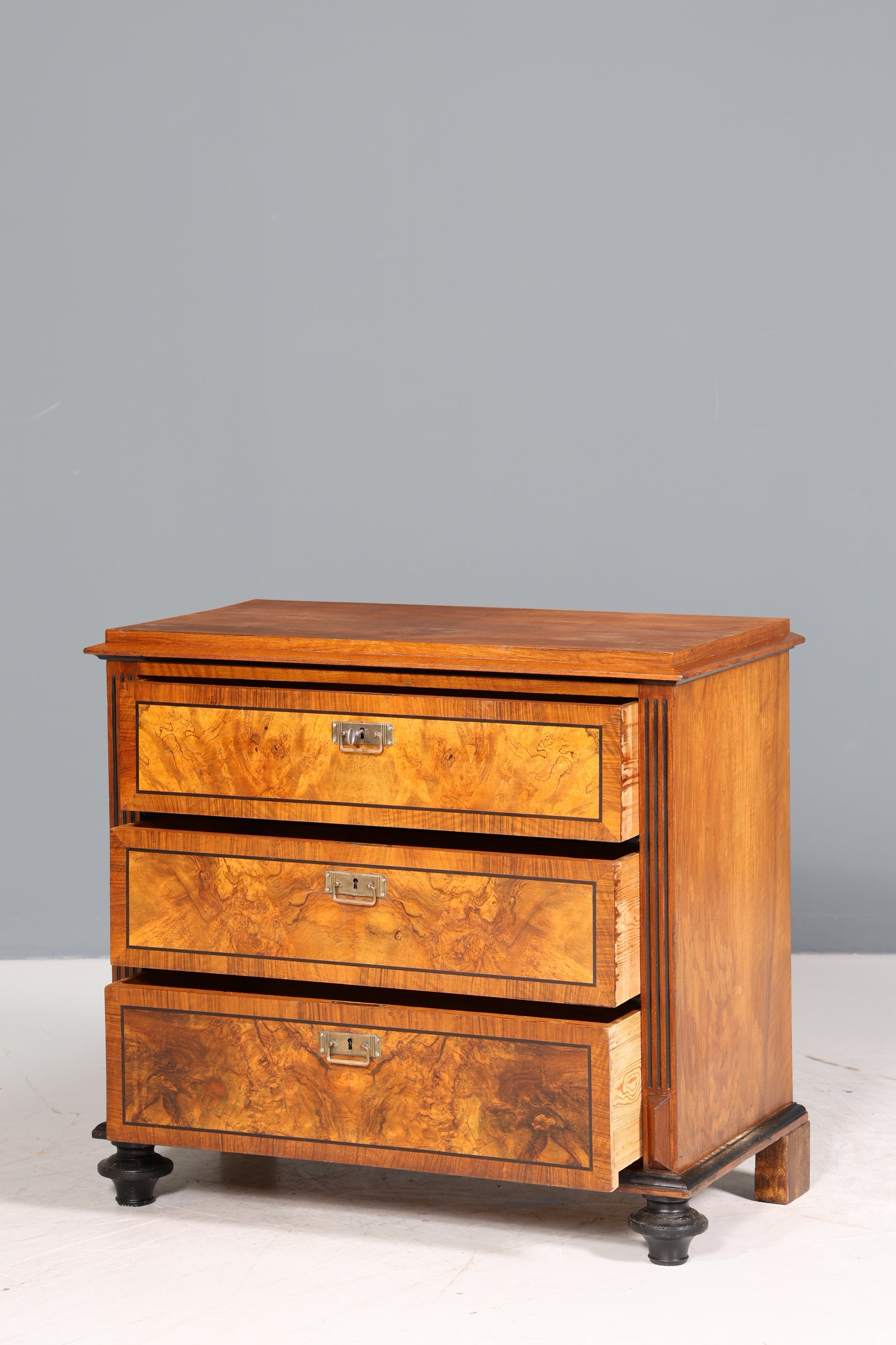 Edle Gründerzeit Kommode Jugendstil Sideboard Antik Schubladenkommode Wäschekommode