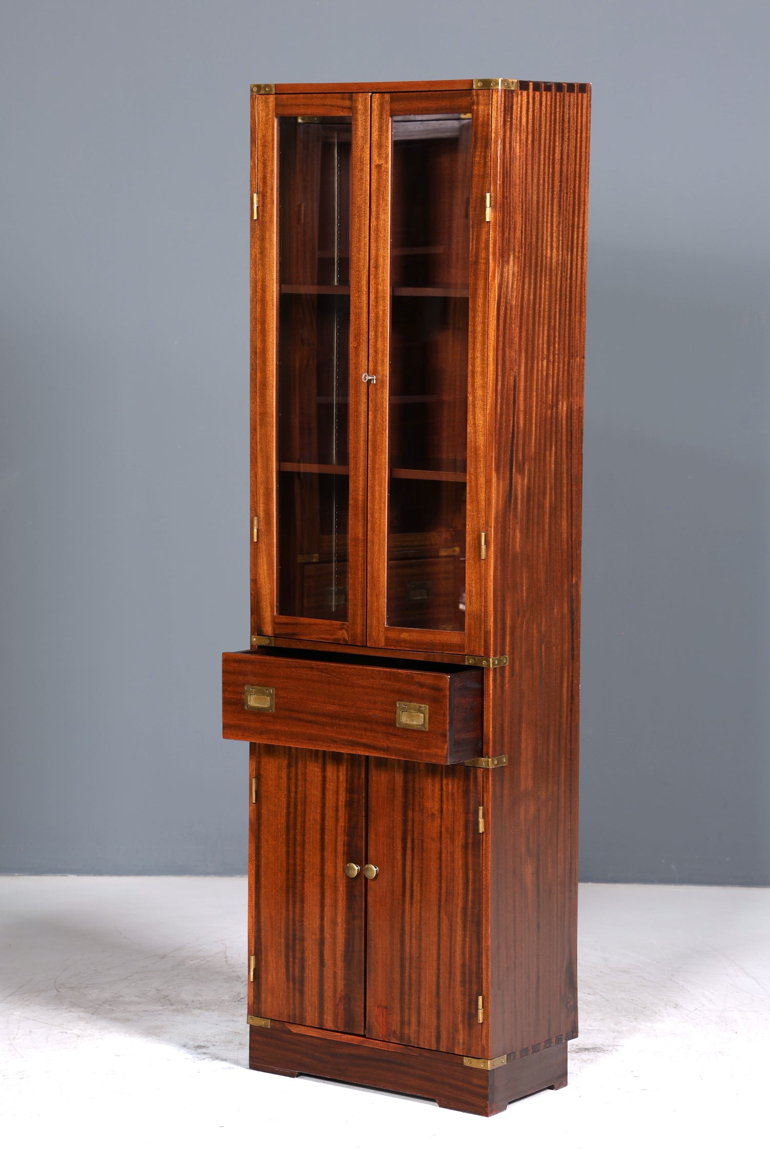 Wunderschöne Englische Vitrine Maritime Bibliothek Schrank echt Holz Geschirrschrank Regal 2 von 3