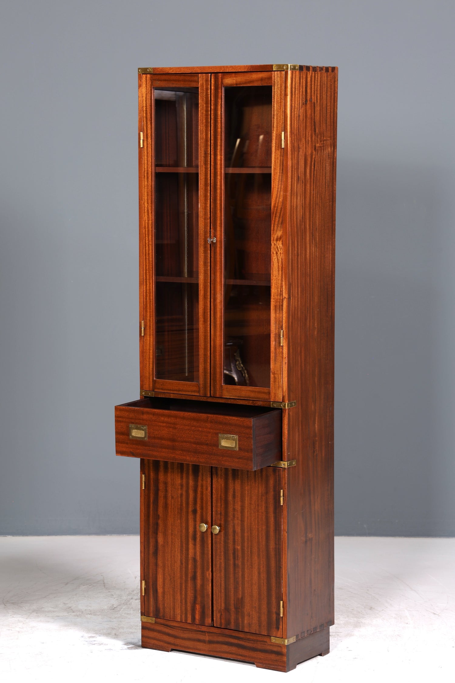 Wunderschöne Englische Vitrine Maritime Bibliothek Schrank echt Holz Geschirrschrank Regal 3 von 3