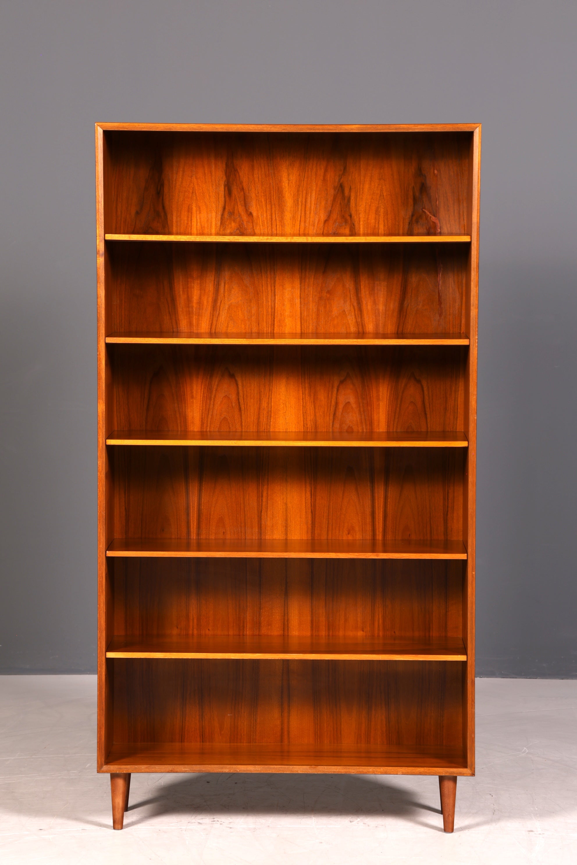 Stilvolles Mid Century Regal Vintage Bücherregal Schrank Buchablage 60s Bookshelf 1 von 2