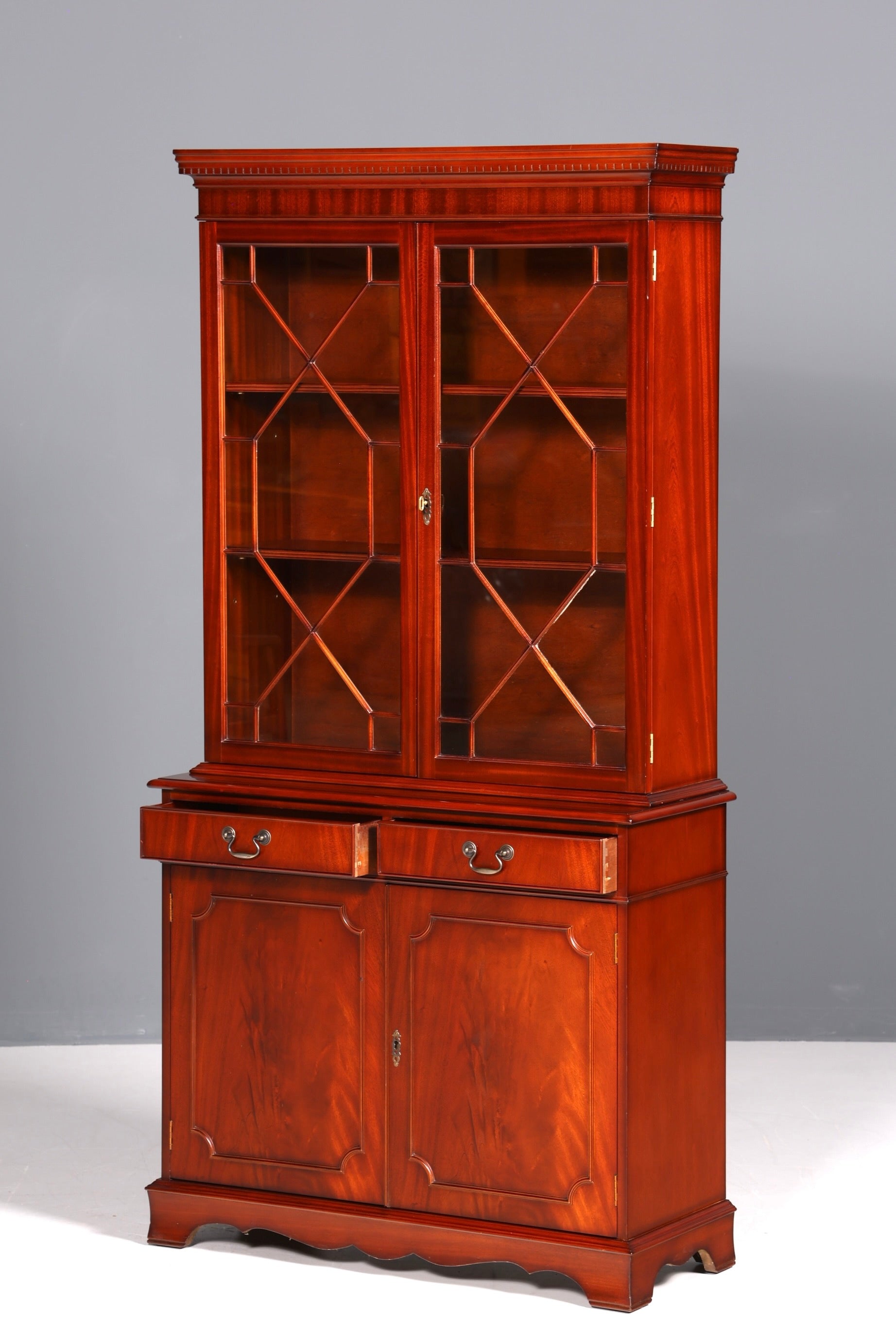 Wunderschöne Englische Vitrine Bibliothek Mahagoni Bücherschrank UK Buffet Schrank 60s Jahre