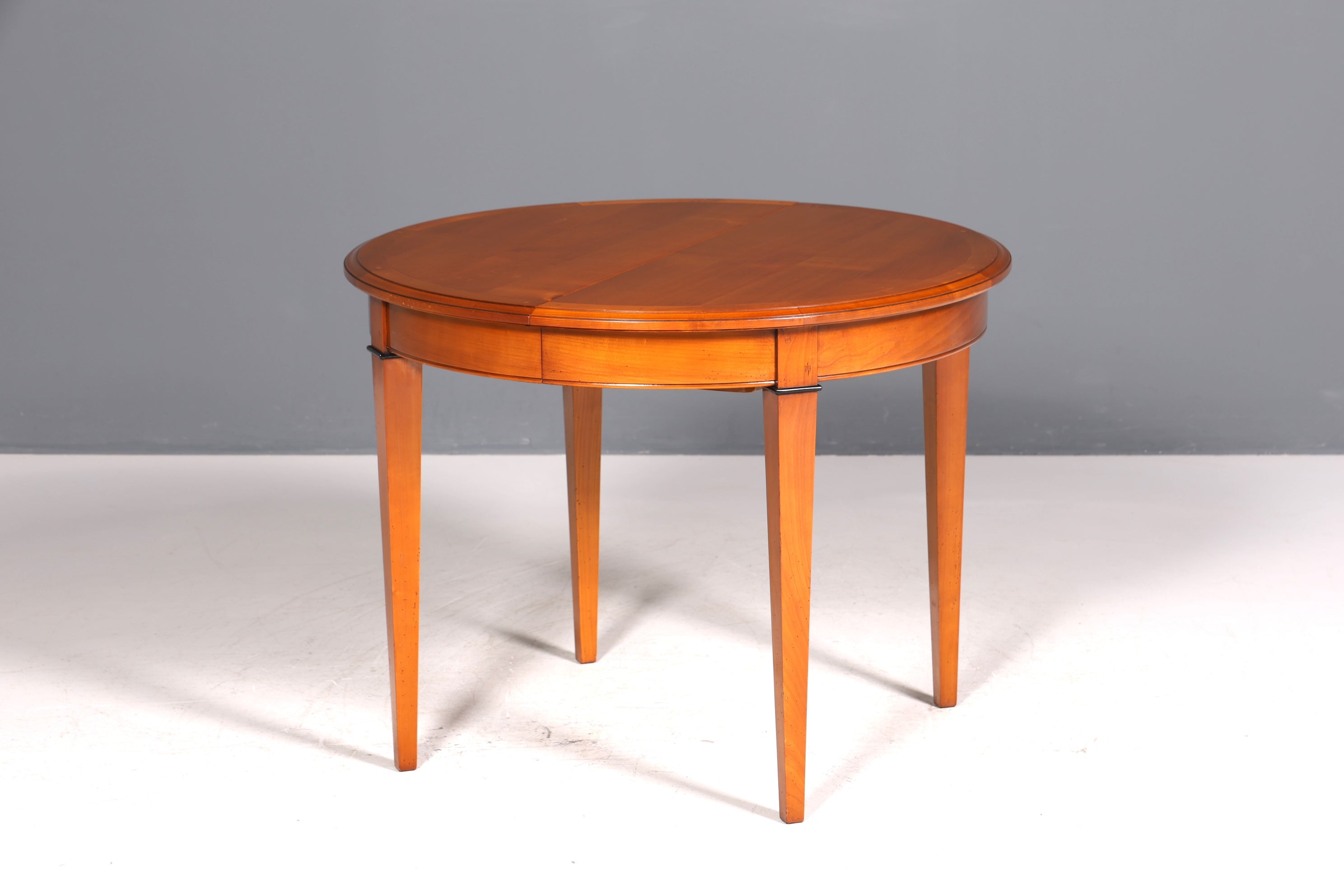 Traumhafter Original Selva Tisch Antik Stil Esstisch ausziehbarer Kirschholz Küchentisch