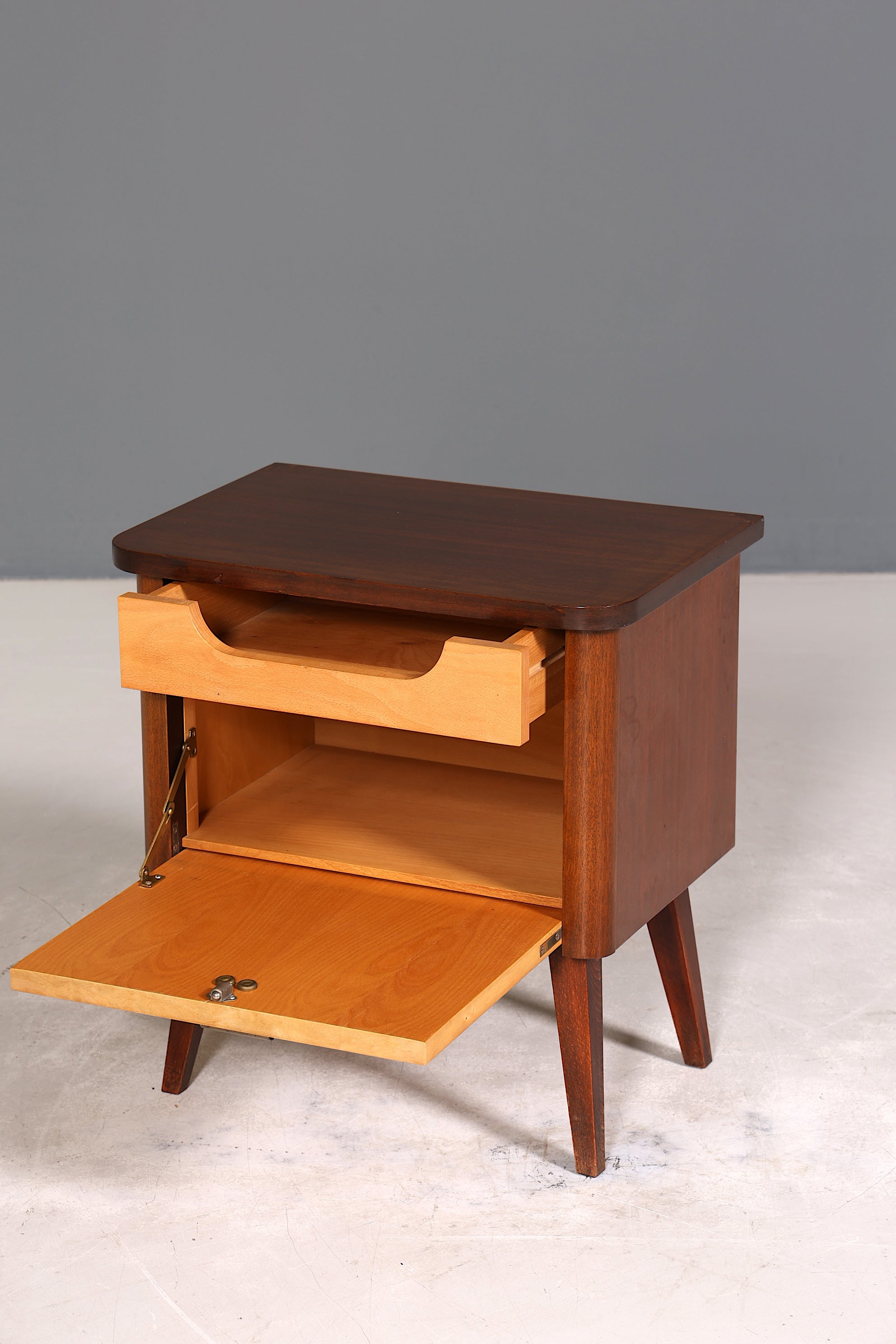Wunderschöne Mid Century Kommode Vintage Klappschränkchen Retro Nachttisch 2 von 2