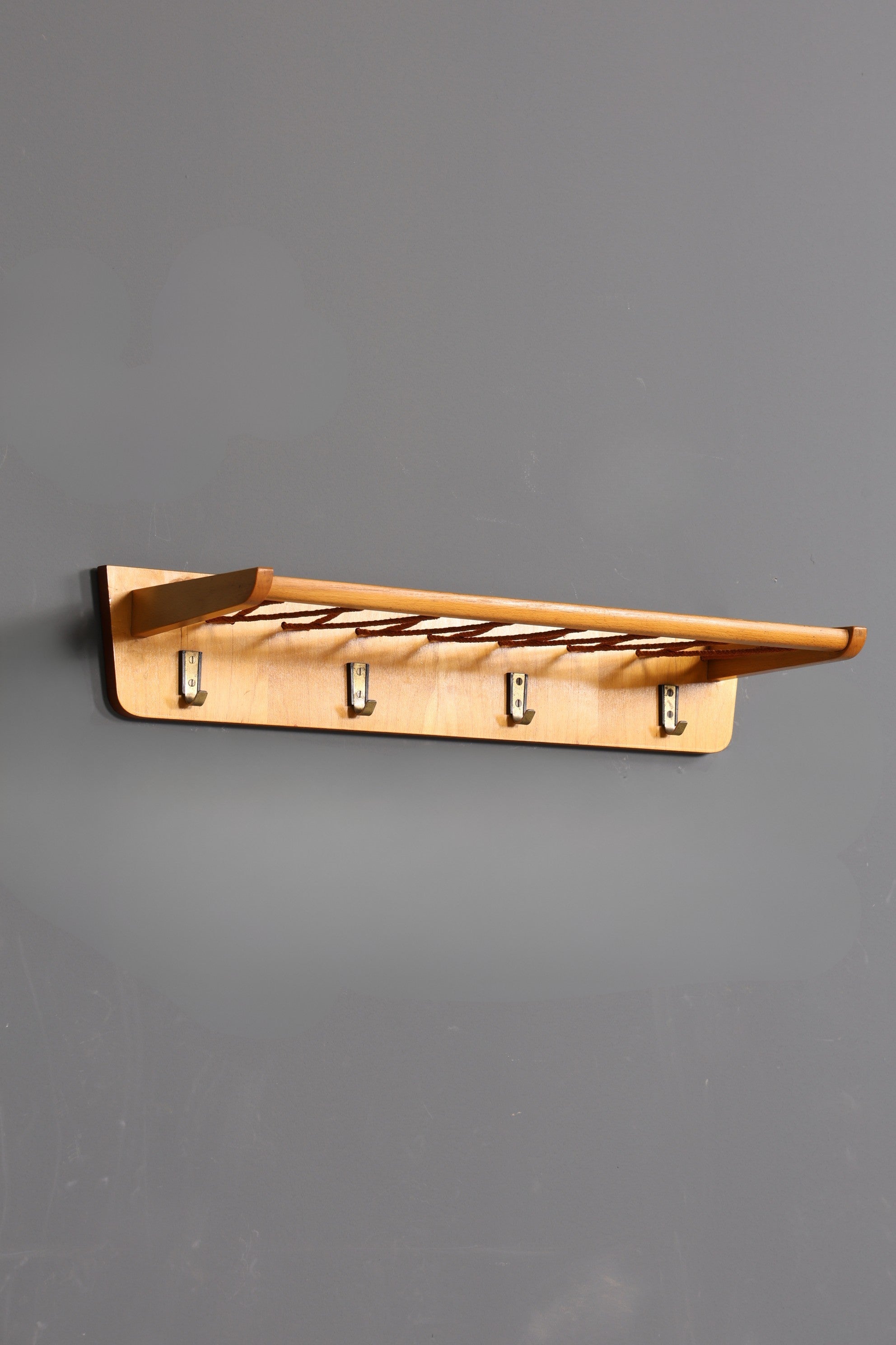 Schlichte Mid Century Garderobe Retro Hutablage Vintage Hakenleiste 60s Hakenleiste