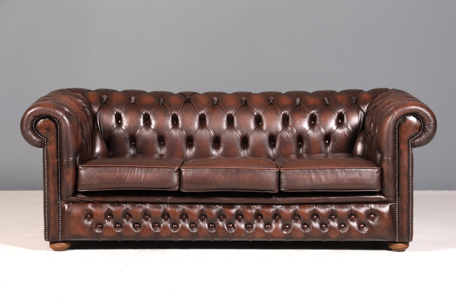 Wunderschönes Original Chesterfield Sofa 3- Sitzer echt Leder Couch Englisch 1 von 2