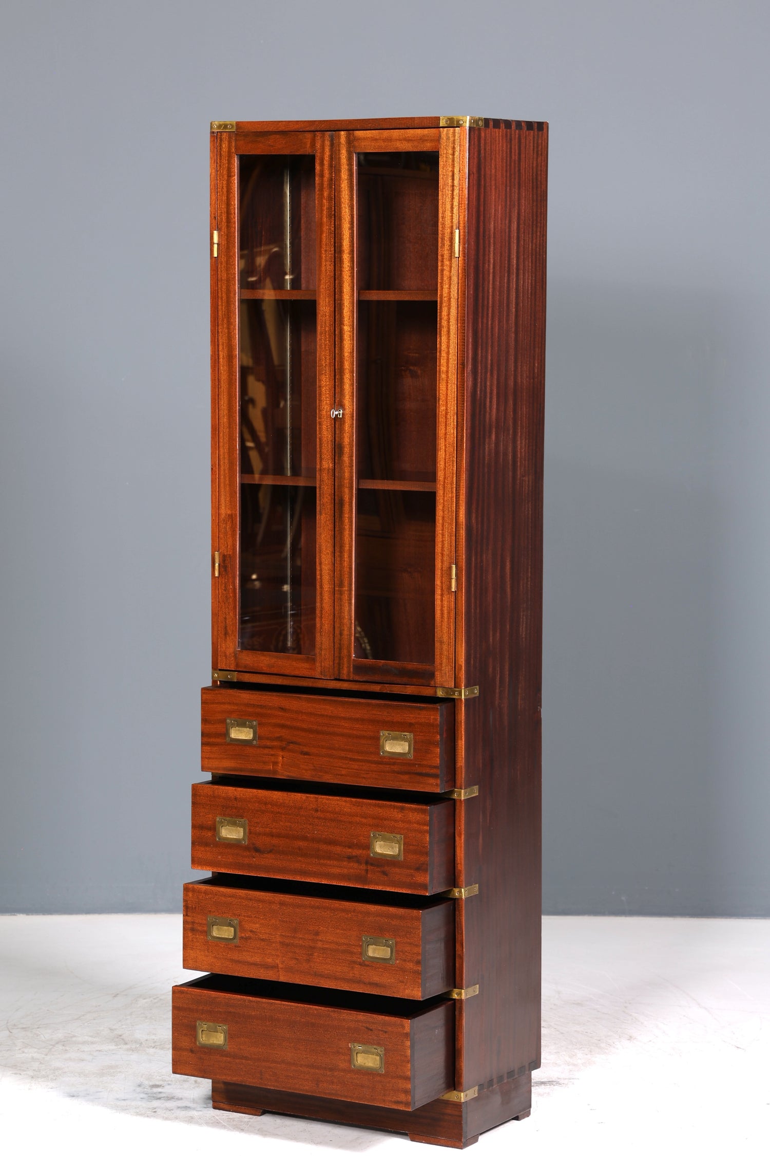Wunderschöne Englische Vitrine Maritime Bibliothek Schrank echt Holz Geschirrschrank Regal 1 von 3
