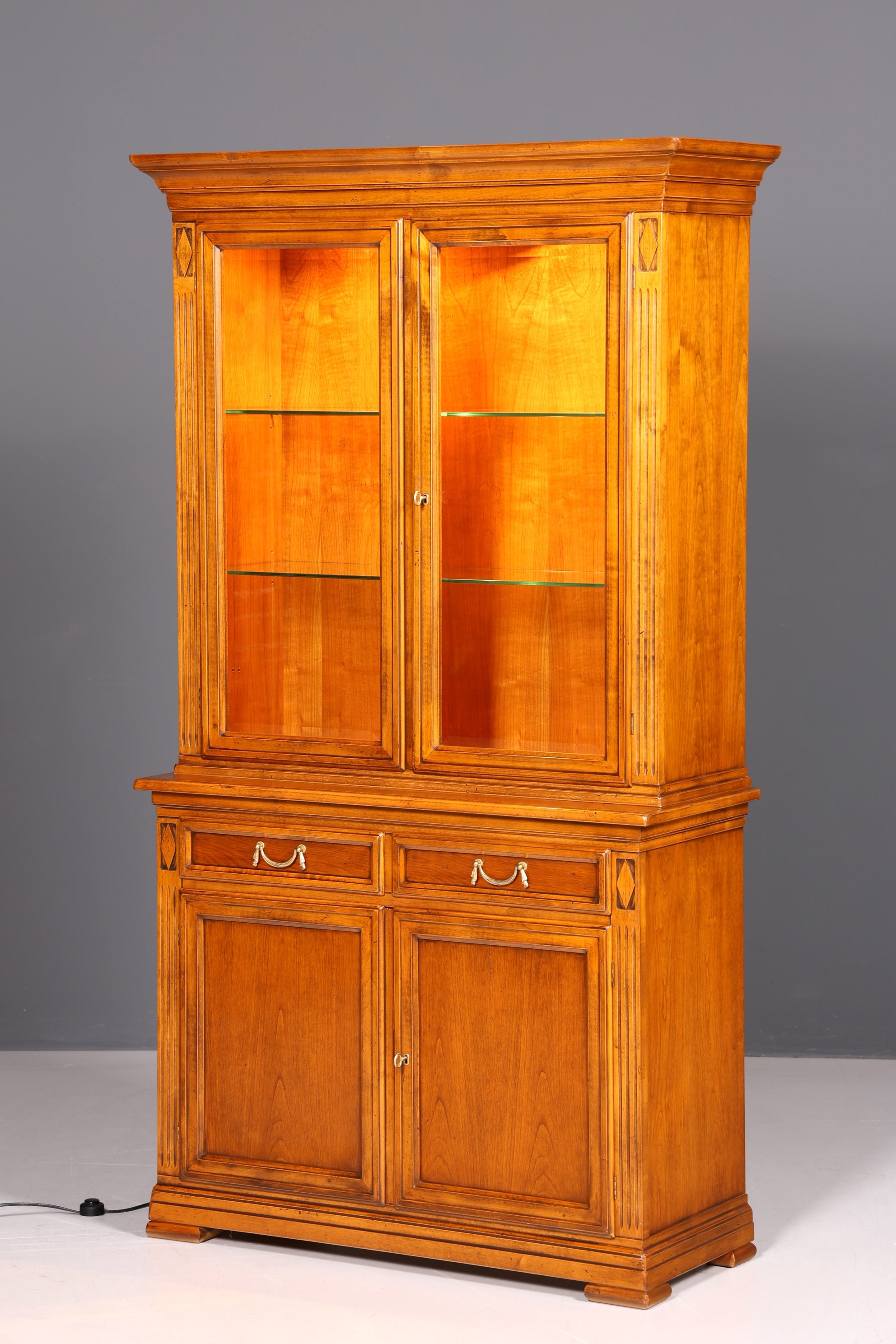 Traumhafte Original Selva Vitrine Antik Stil Massivholz Buffet Villa Borghese Schrank Bibliothek