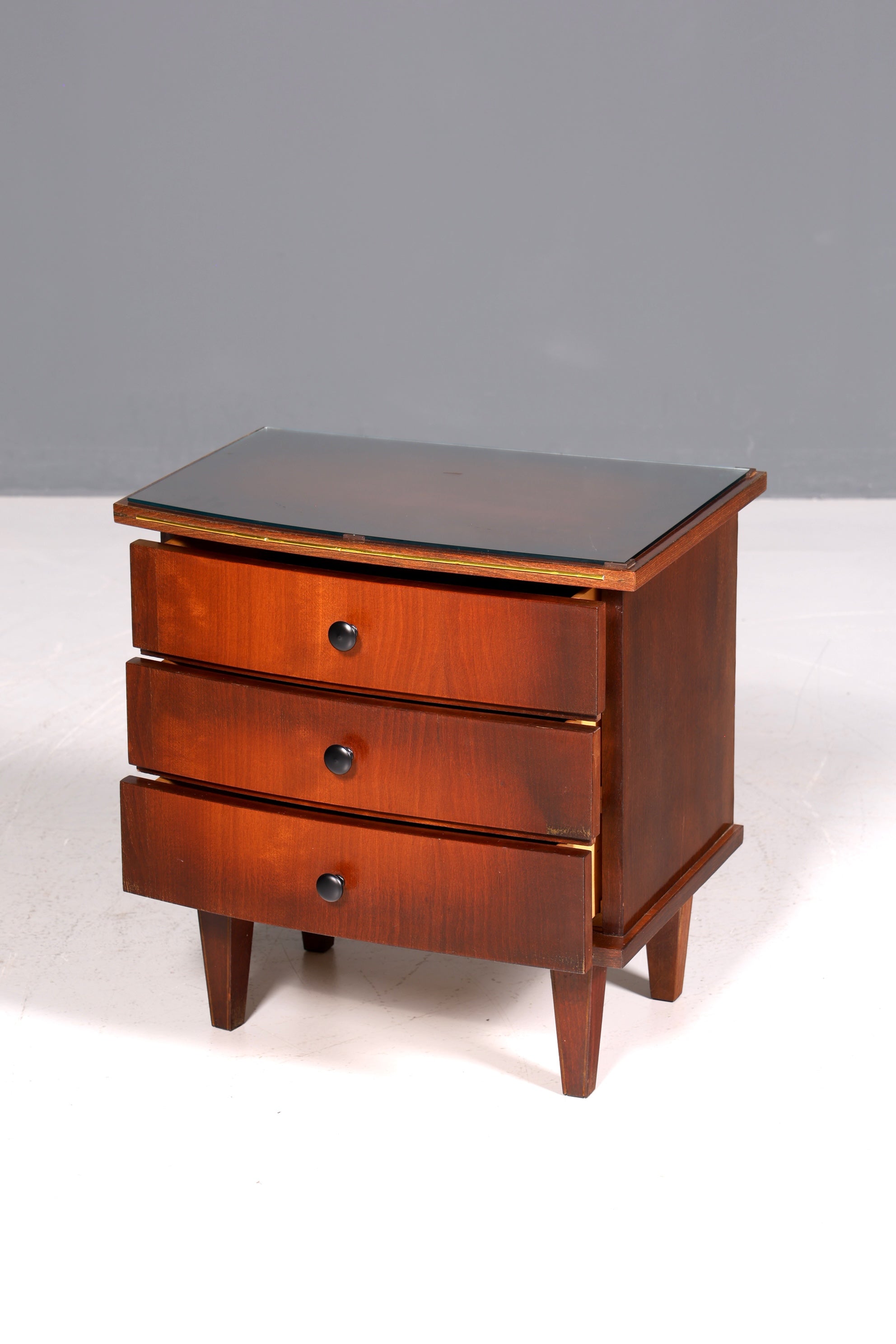 Wunderschöne Mid Century Kommode Vintage Nachttisch 60s Schubladenkommode 2 von 2