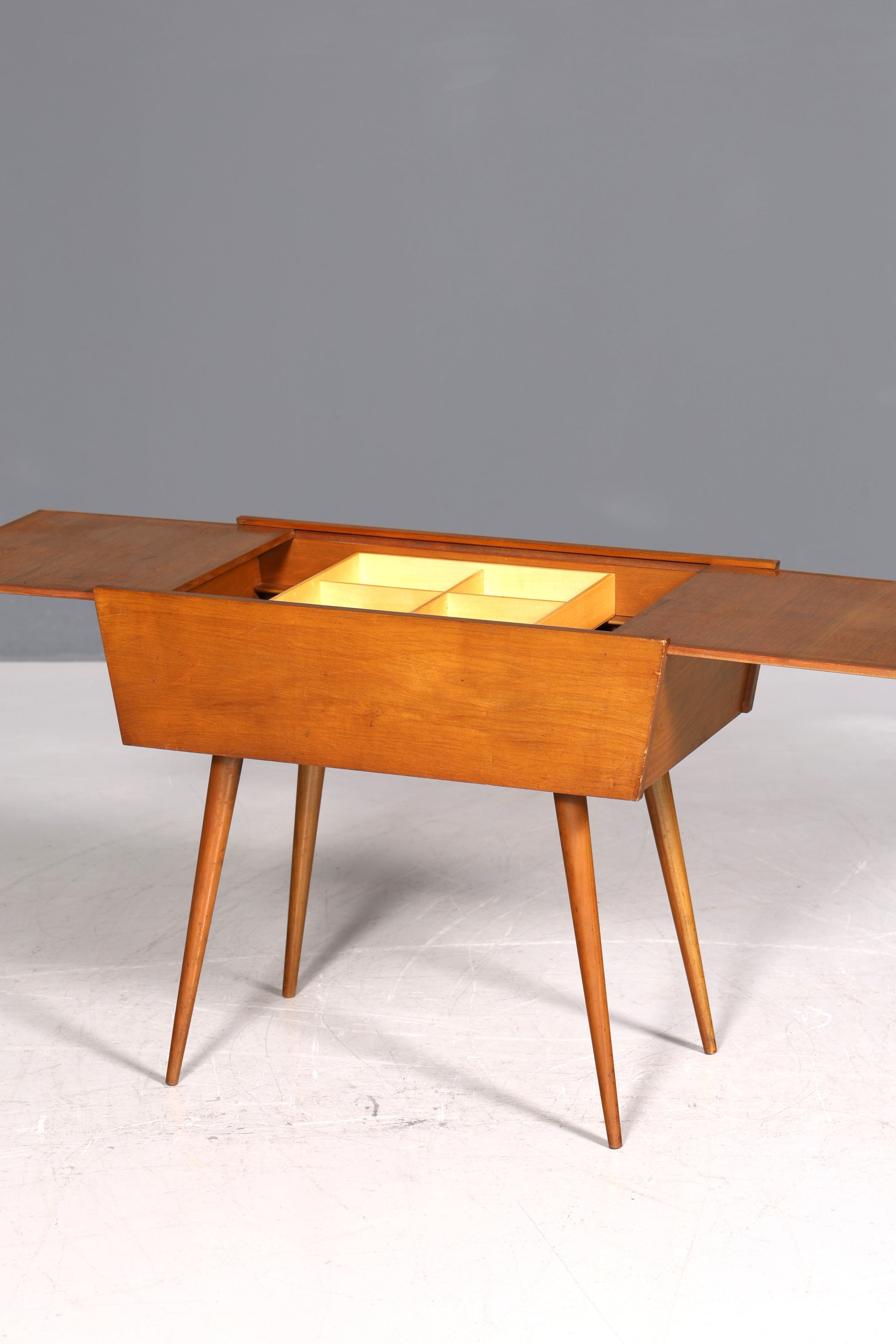 Wunderschöner Mid Century Beistelltisch Retro Nähkasten Vintage Kommode 60er Jahre Nähtisch