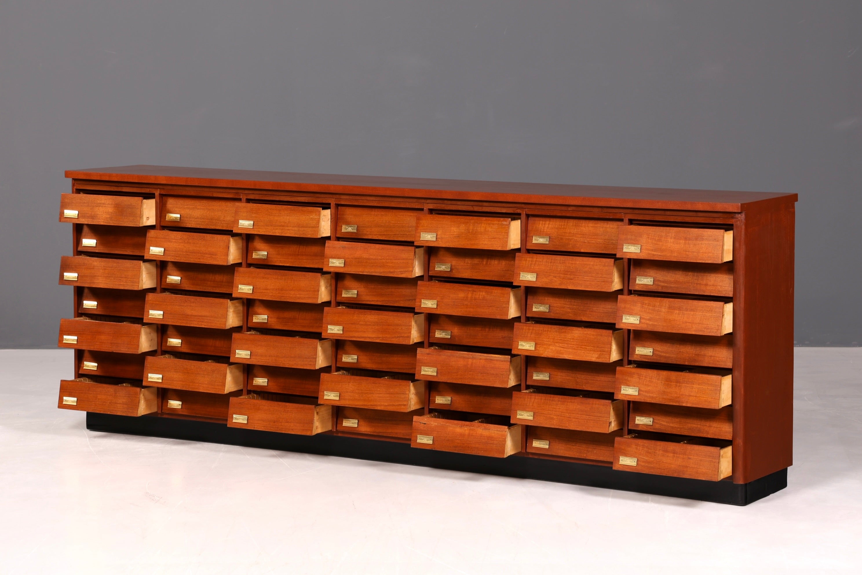 G116 Finish Wunderschöne Mid Century Kommode Vintage Bauhaus Apotheker Schrank Retro Schubladenkommode