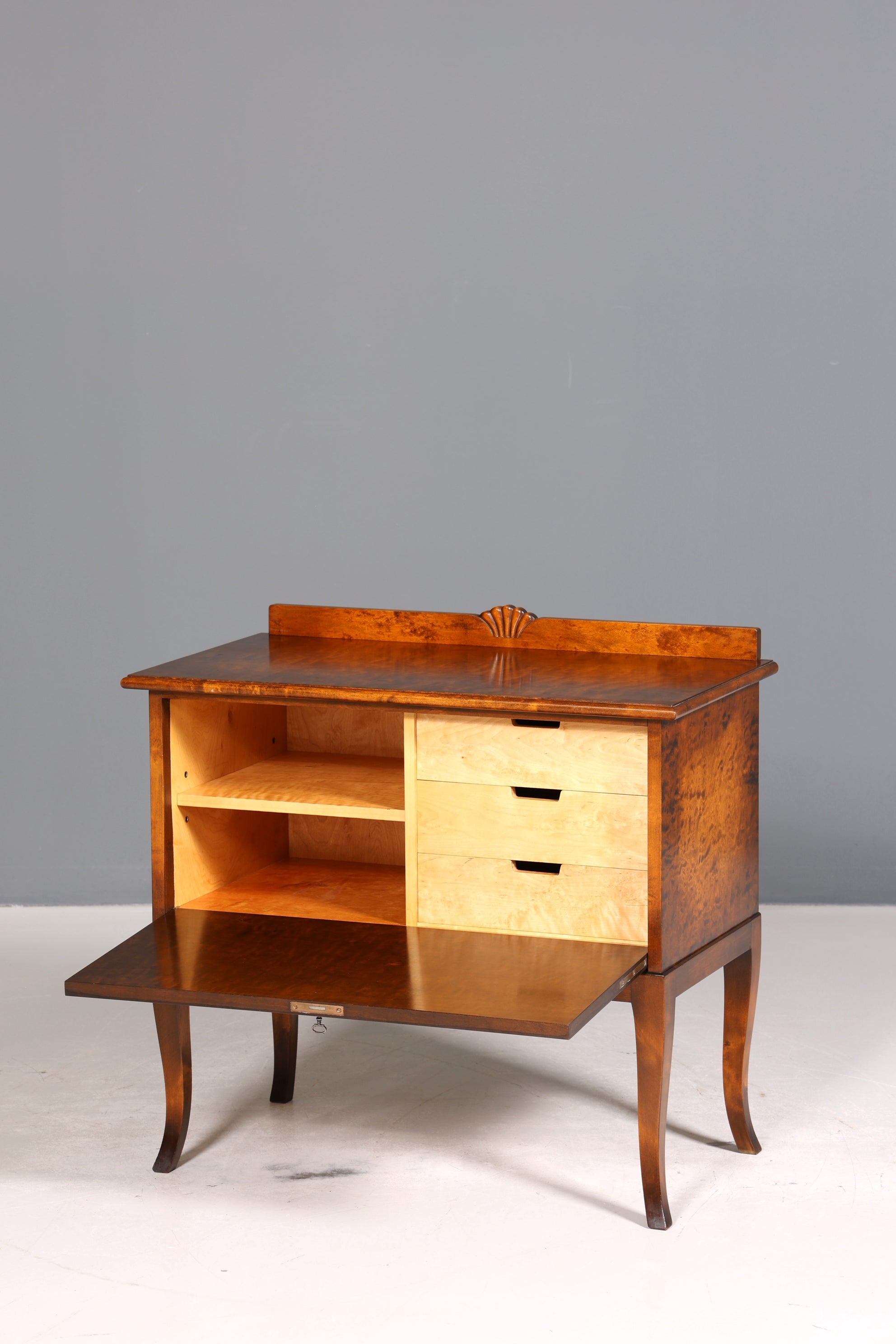 Wunderschöner Schrank im Art Deco Stil um 1940 Klappschrank Hifi TV Kommode