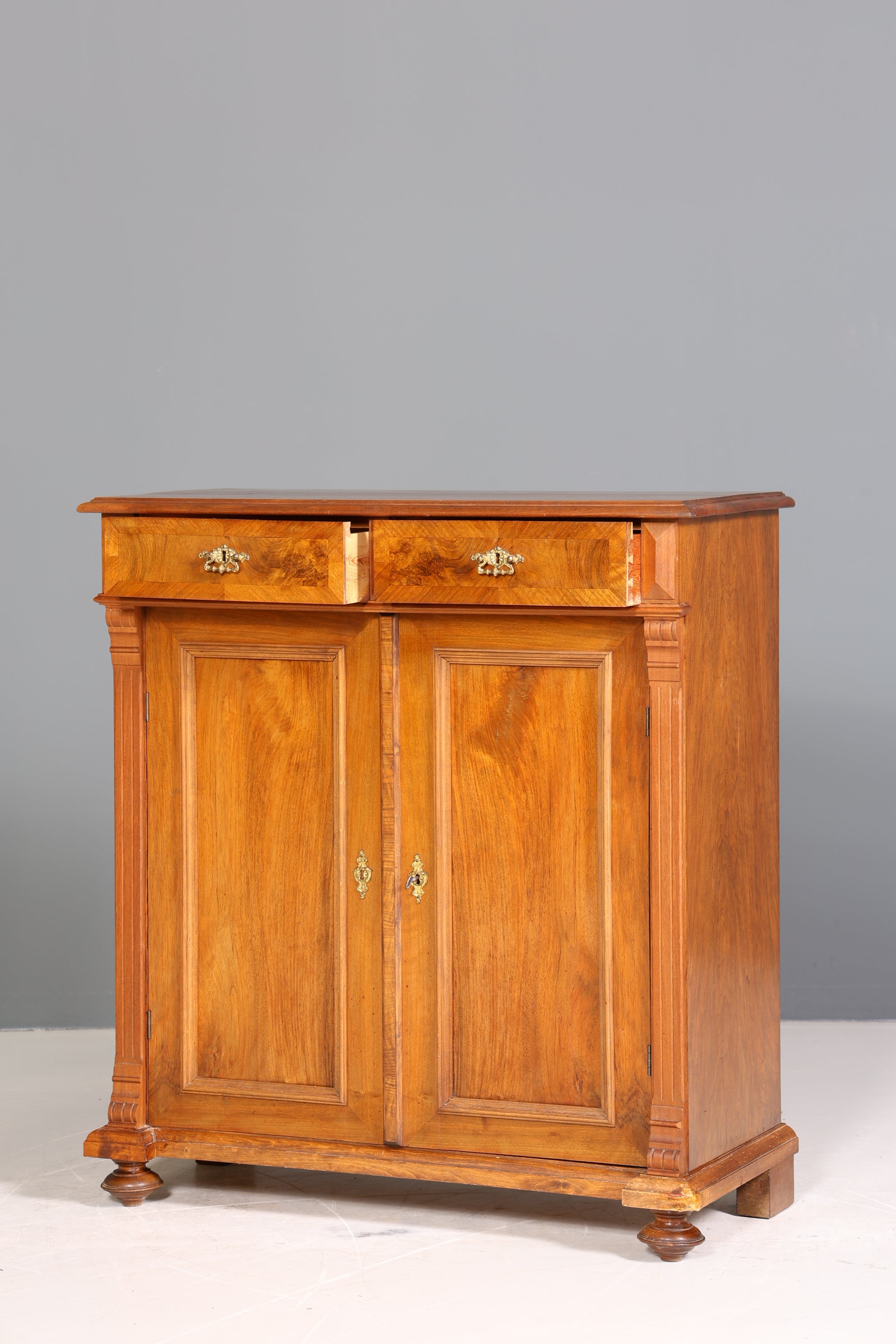 Traumhaftes Gründerzeit Vertiko echt Holz Antik Jugendstil Schrank Kommode