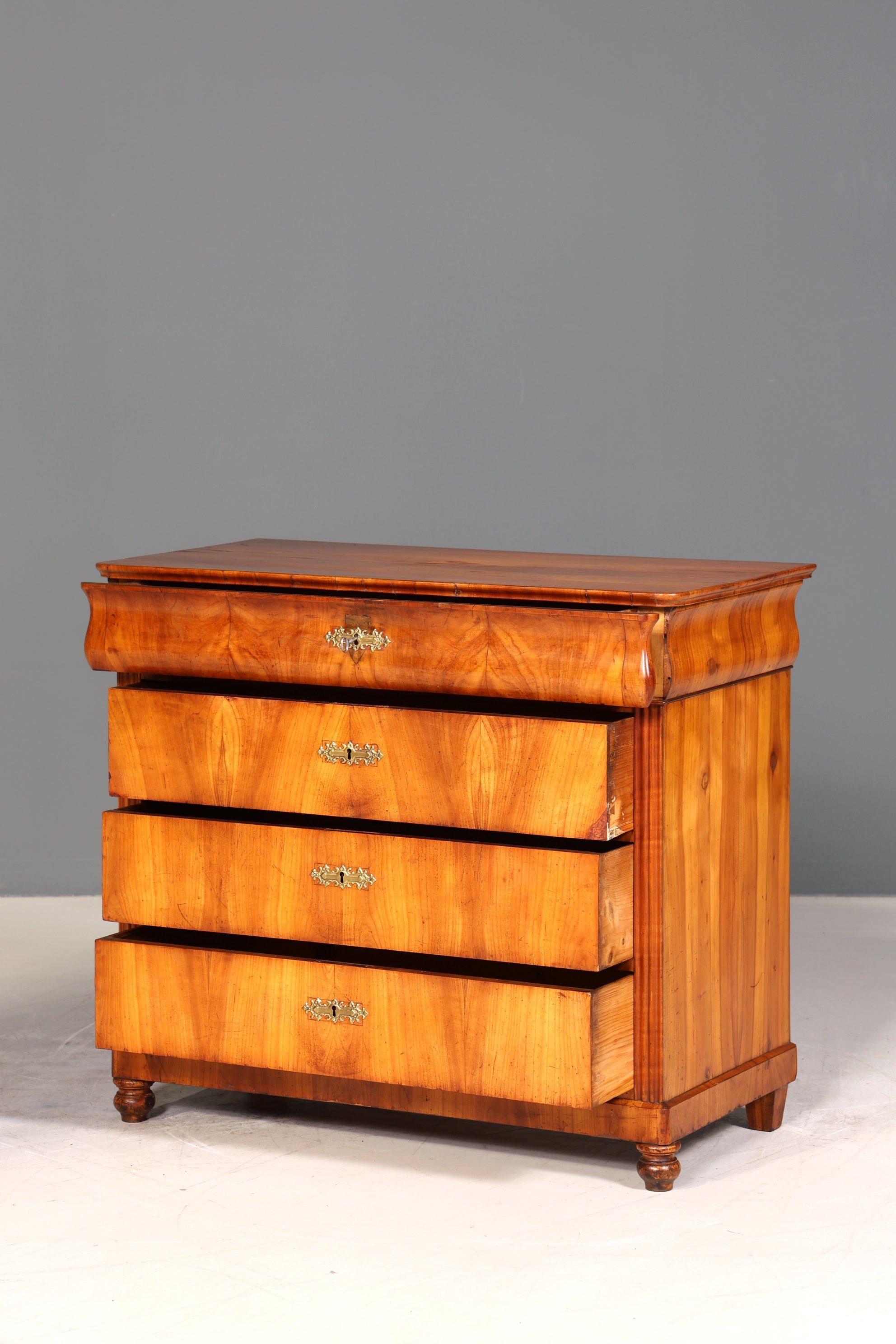 Stilvolle Biedermeier Kommode Nussbaum Louis Philippe Schubladenkommode um 1890