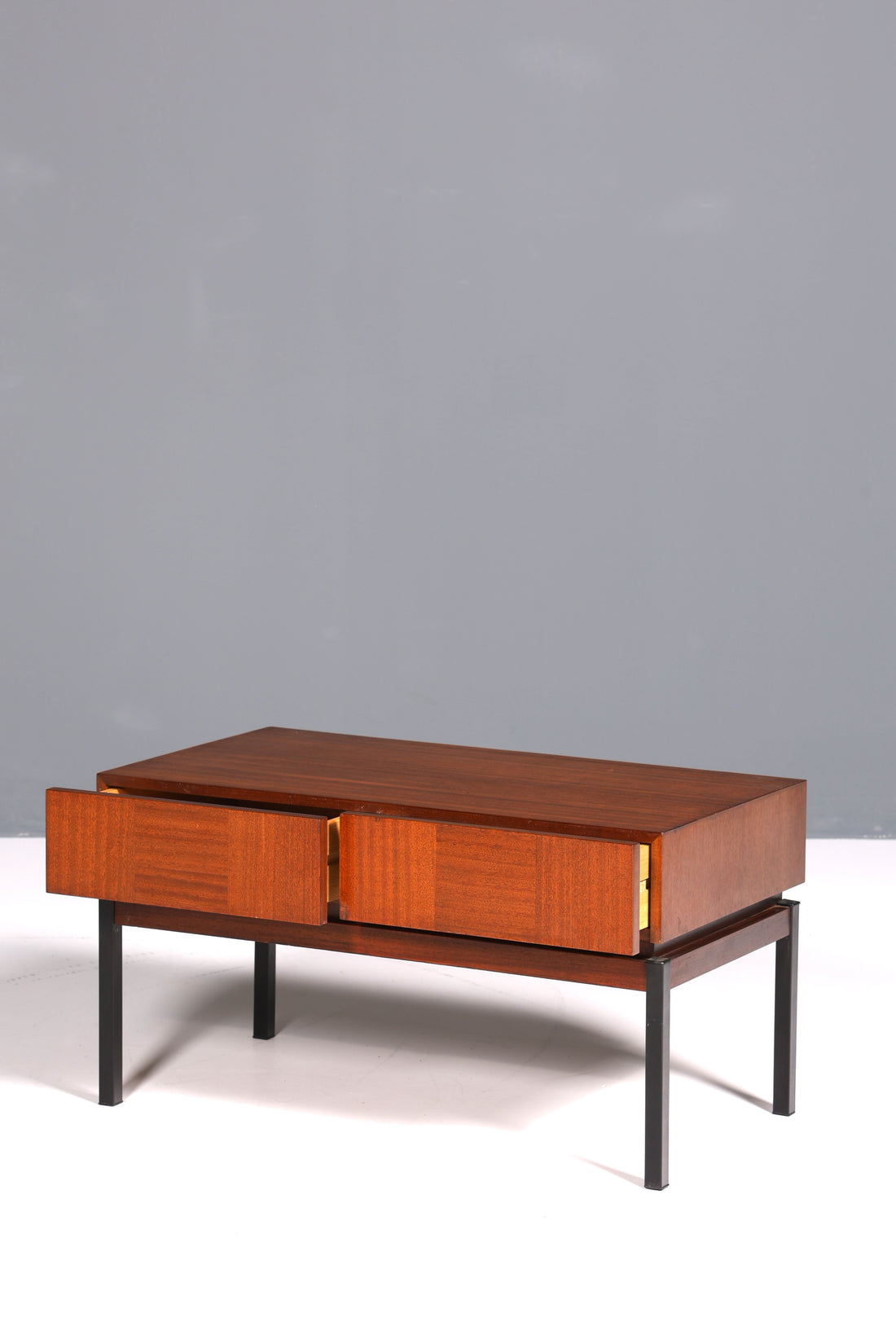 Wunderschöne Mid Century Kommode Vintage TV Sideboard 60s Schrank Flurkommode 2 von 2