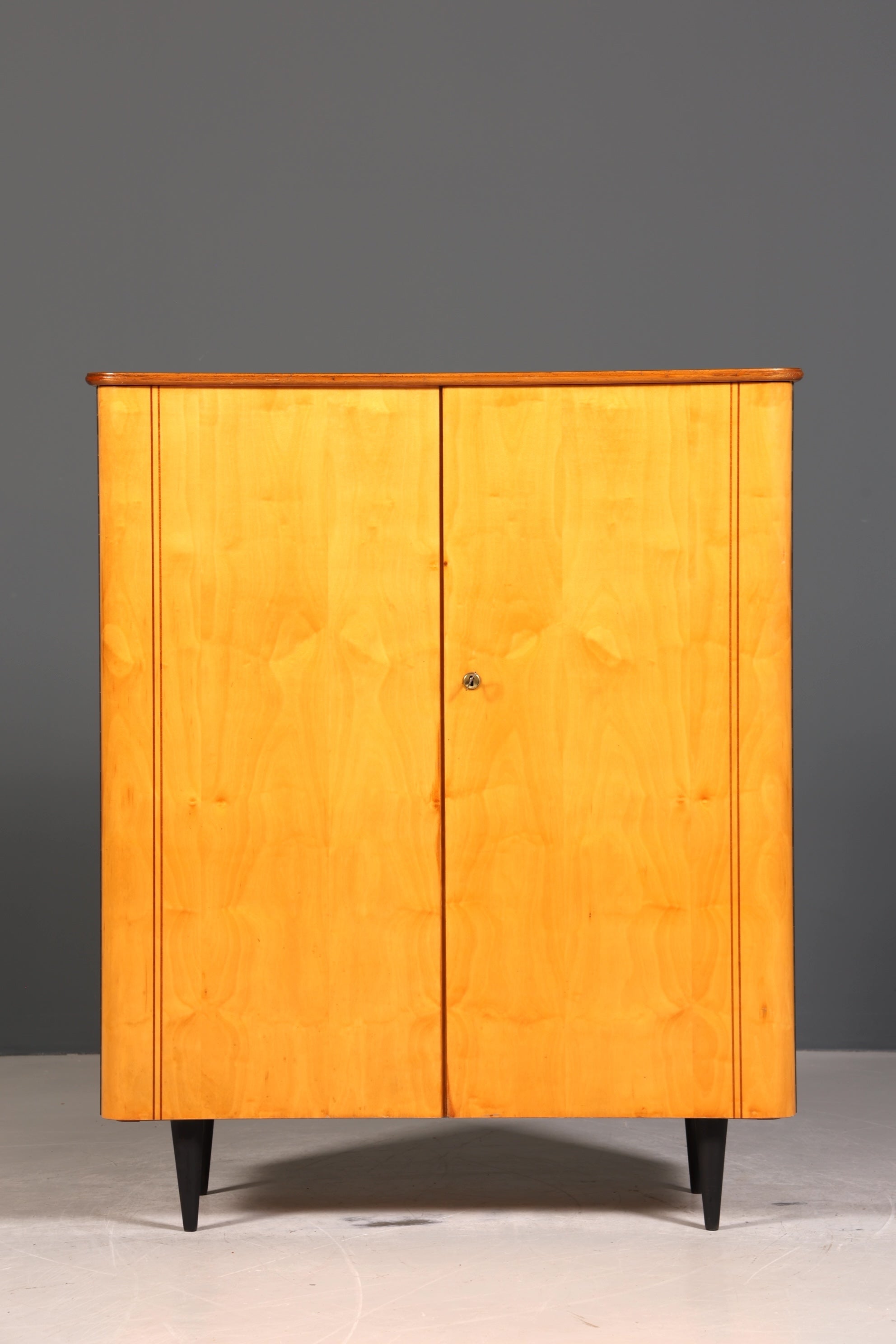 Wunderschöner Mid Century Schrank 60er Jahre Wäscheschrank Aktenschrank Kommode Kleiderschrank