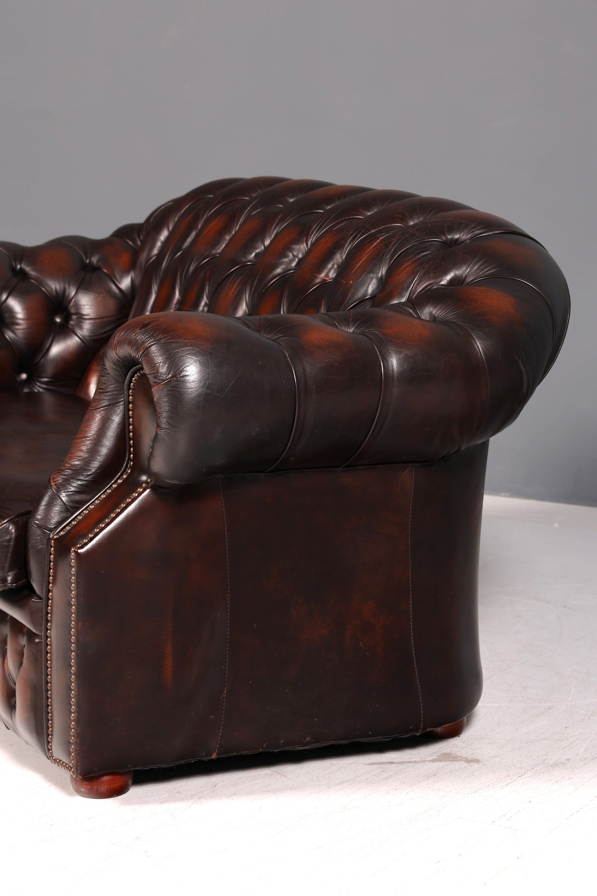 Wunderschöne Original Chesterfield Centurion 2-Sitzer Couch Echt Leder Sofa Englisch UK Antik Vintage