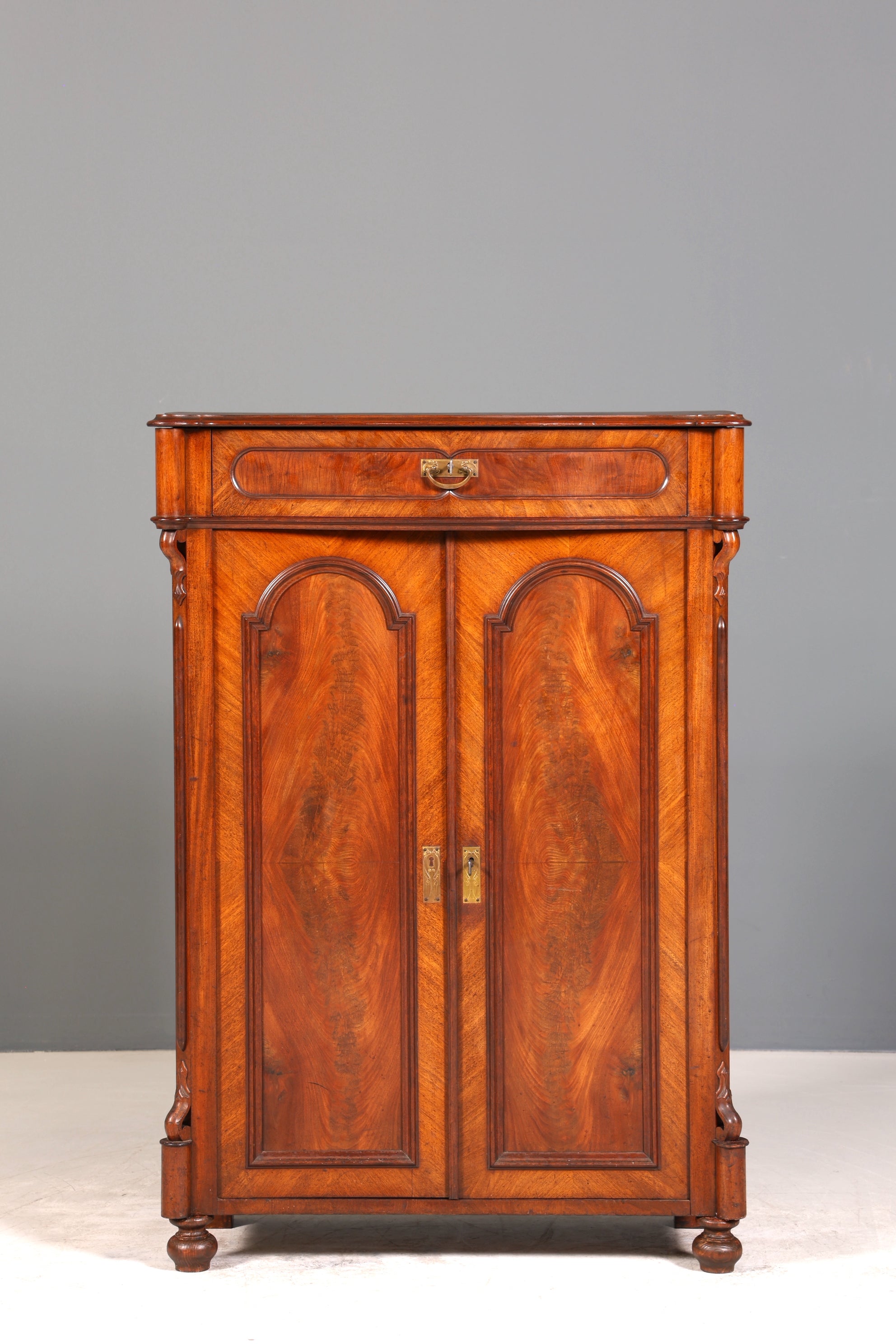 Traumhafter Louis Philippe Schrank um 1880 Gründerzeit Vertiko Highboard Schrank
