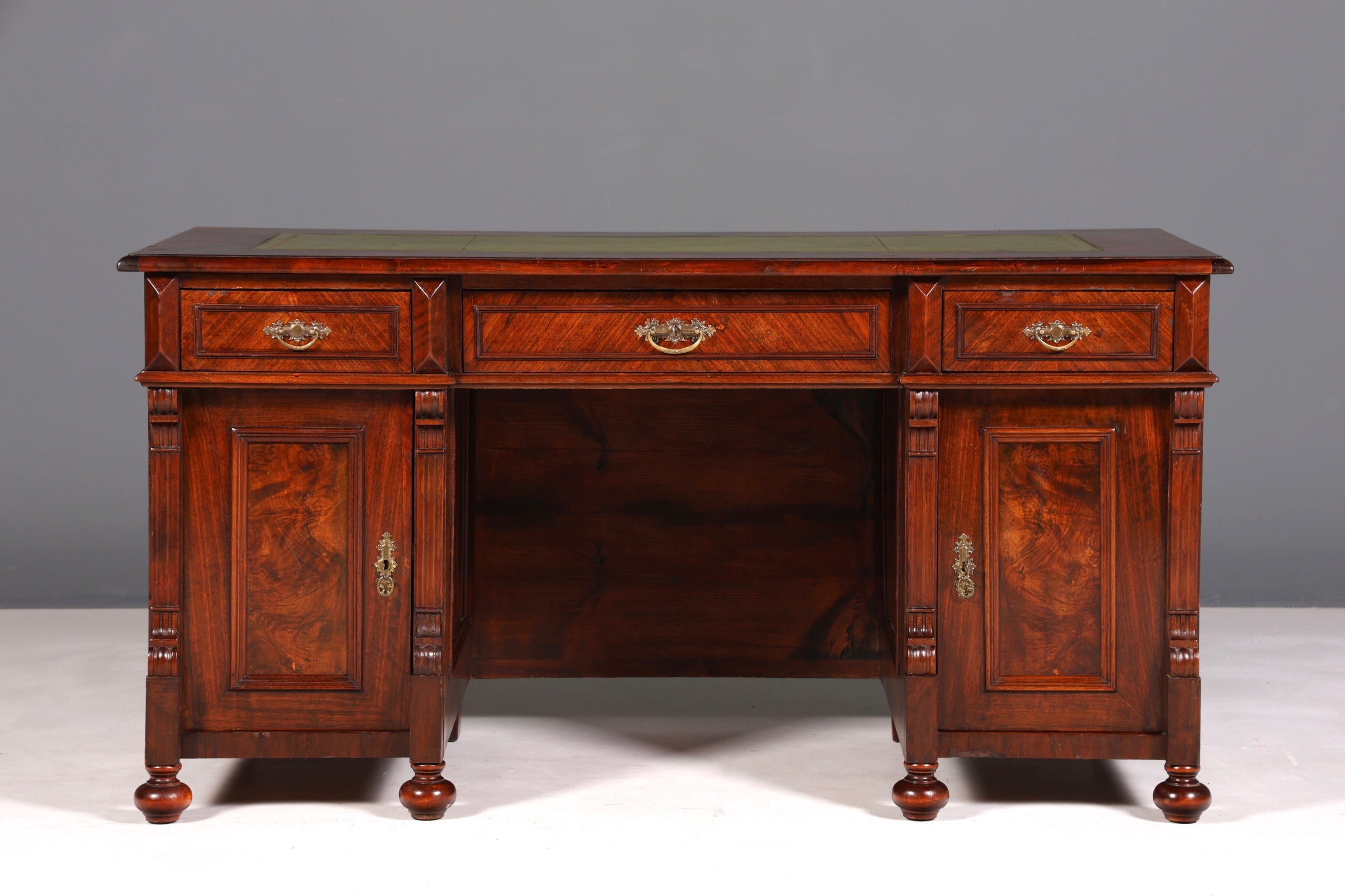 F896 Finish cm Traumhafter Gründerzeit Schreibtisch Jugendstil Bürotisch echt Holz Antik Desk Tatzen Löwenfüße