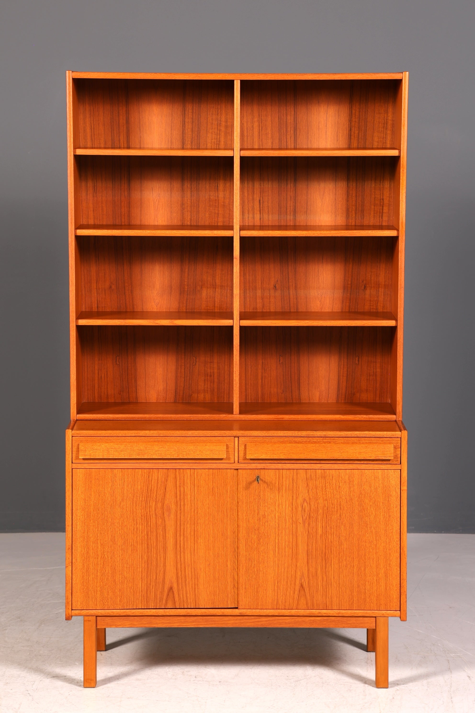 Traumhaftes Mid Century Regal Teak Holz Schrank Danish Design Retro Kommode Vintage Bücherregal 60er Jahre 1 von 2